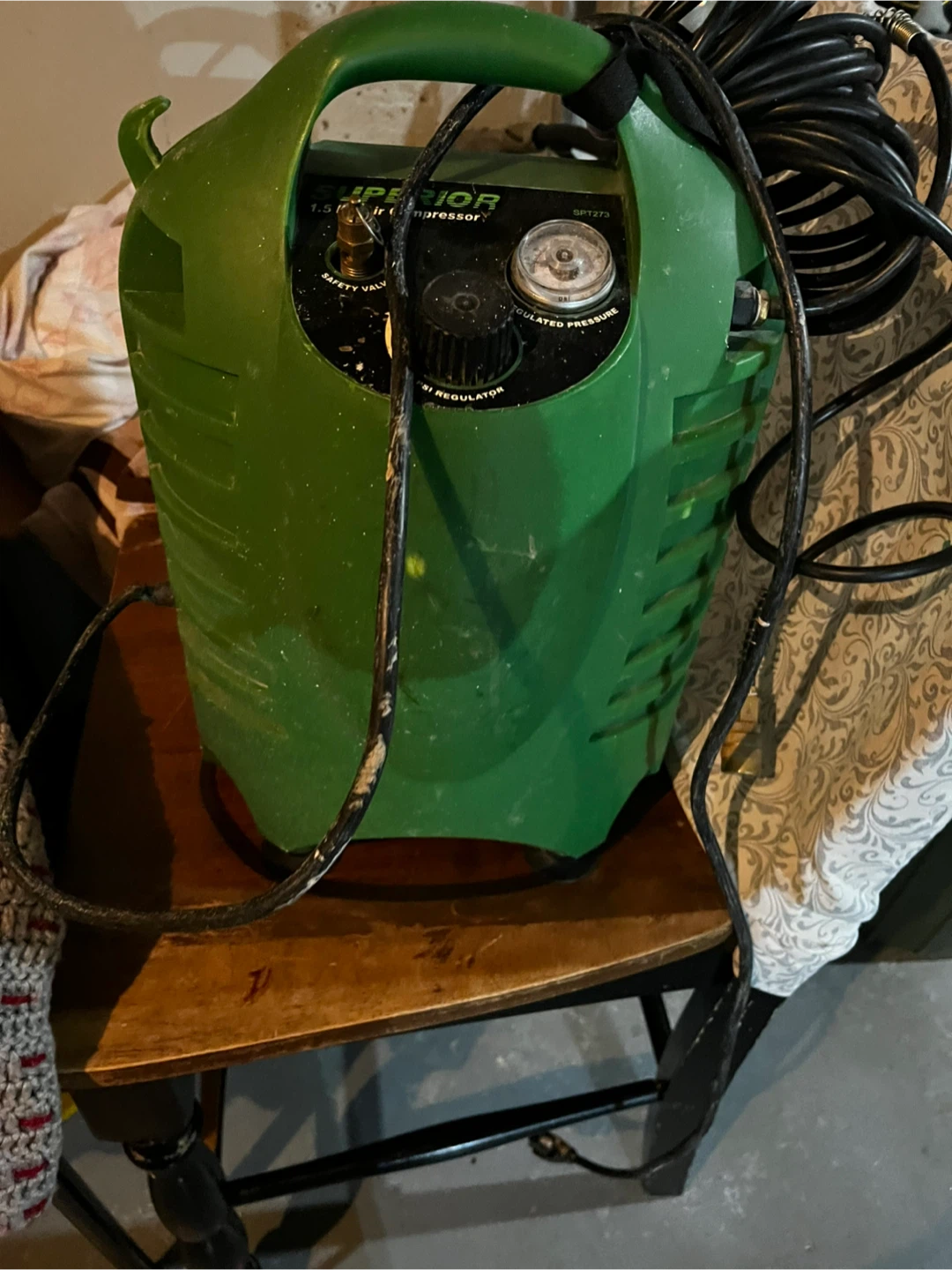 Air compressor - photo 2