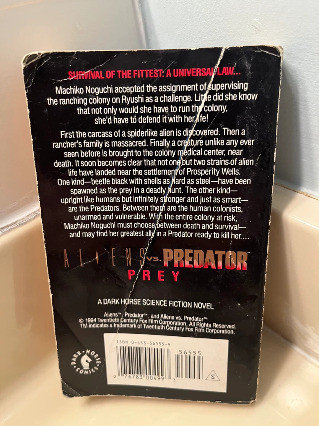 Aliens vs. Predator Prey Book - photo 2
