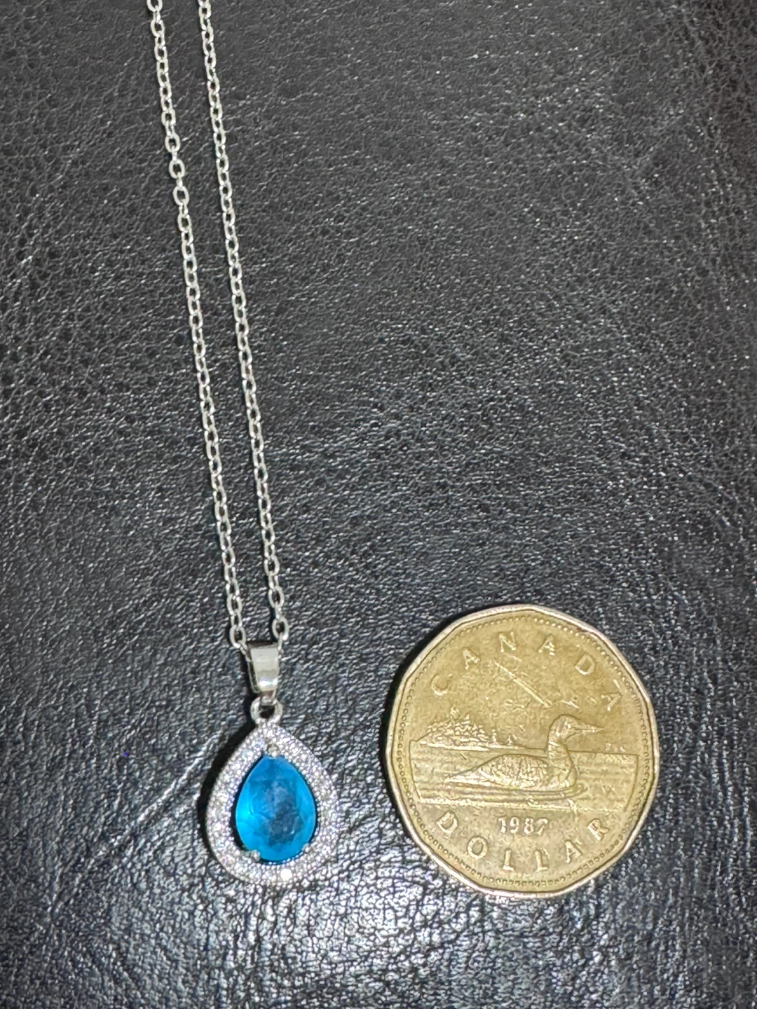 Silver-tone Pendant Necklace with Blue Gemstone - photo 2