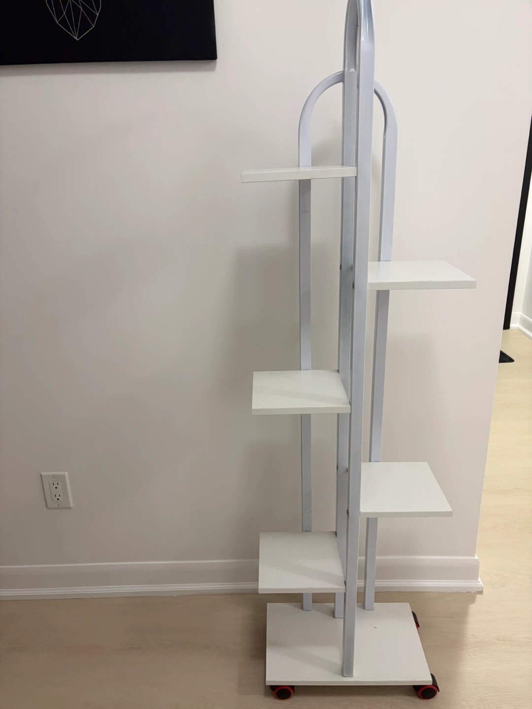 White 6-Tier Plant Stand - photo 4