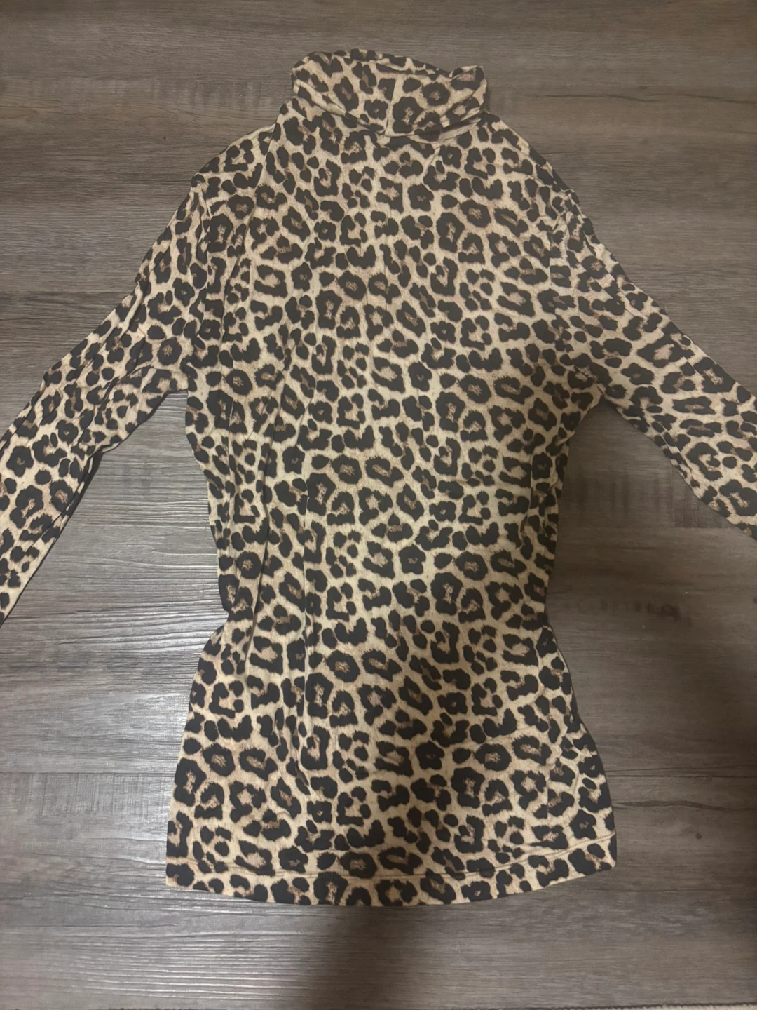 H&M Women's Leopard Print Turtleneck Top - Size S