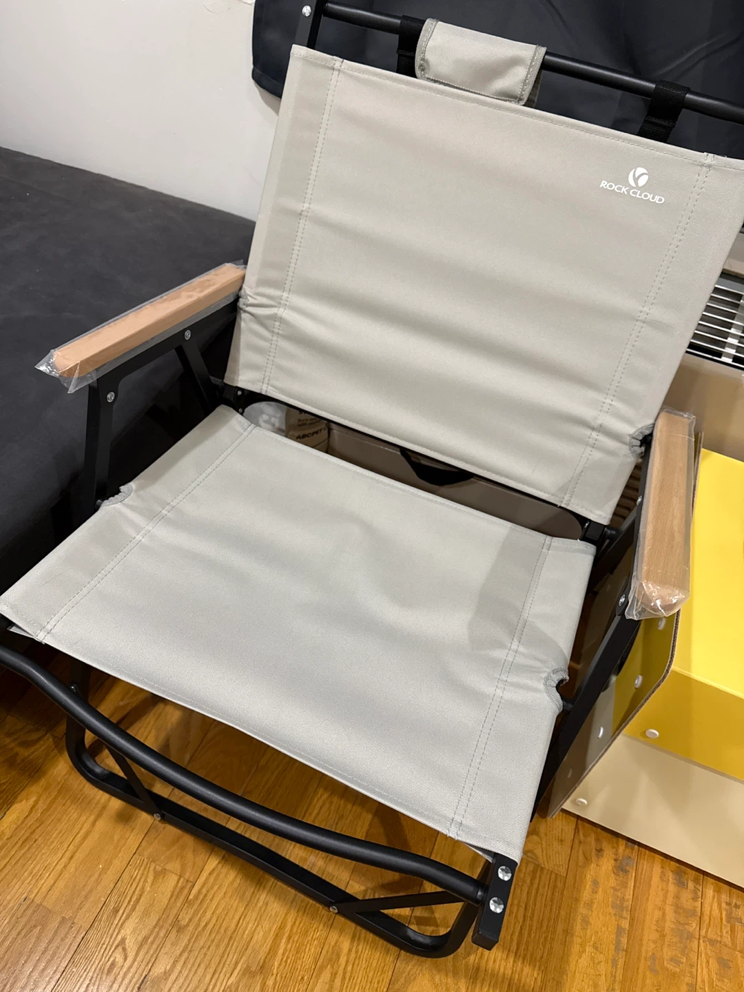 ROCK CLOUD Portable Folding Camping Chair - Light Gray
