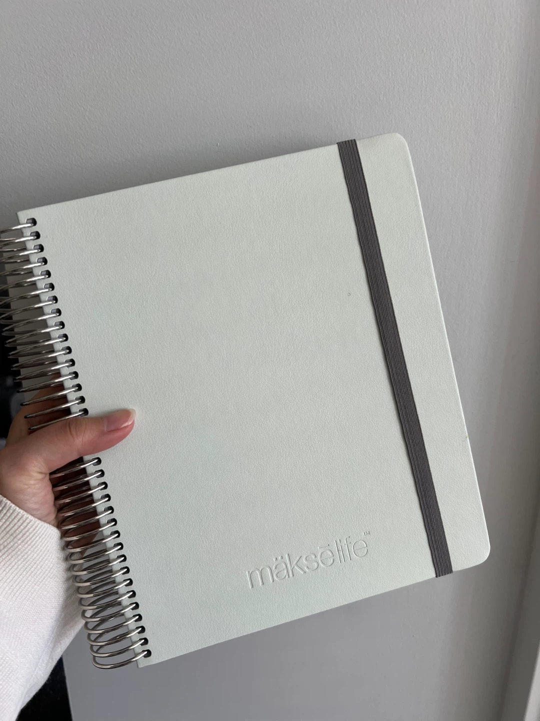 Mäksēlife 12 Month Undated Goal Setting and Monthly Planner