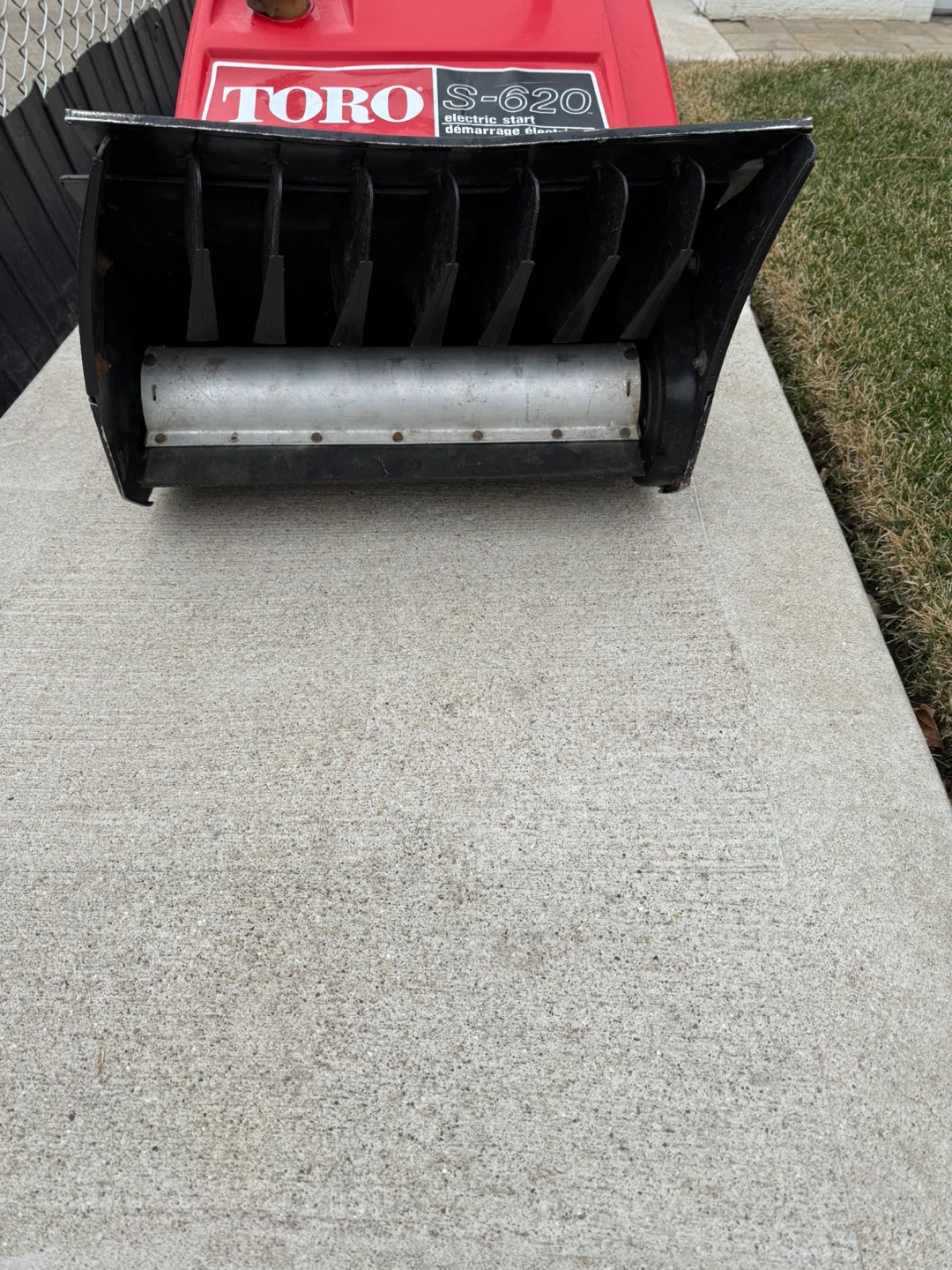 Toro S-620  Snow Blower - photo 4