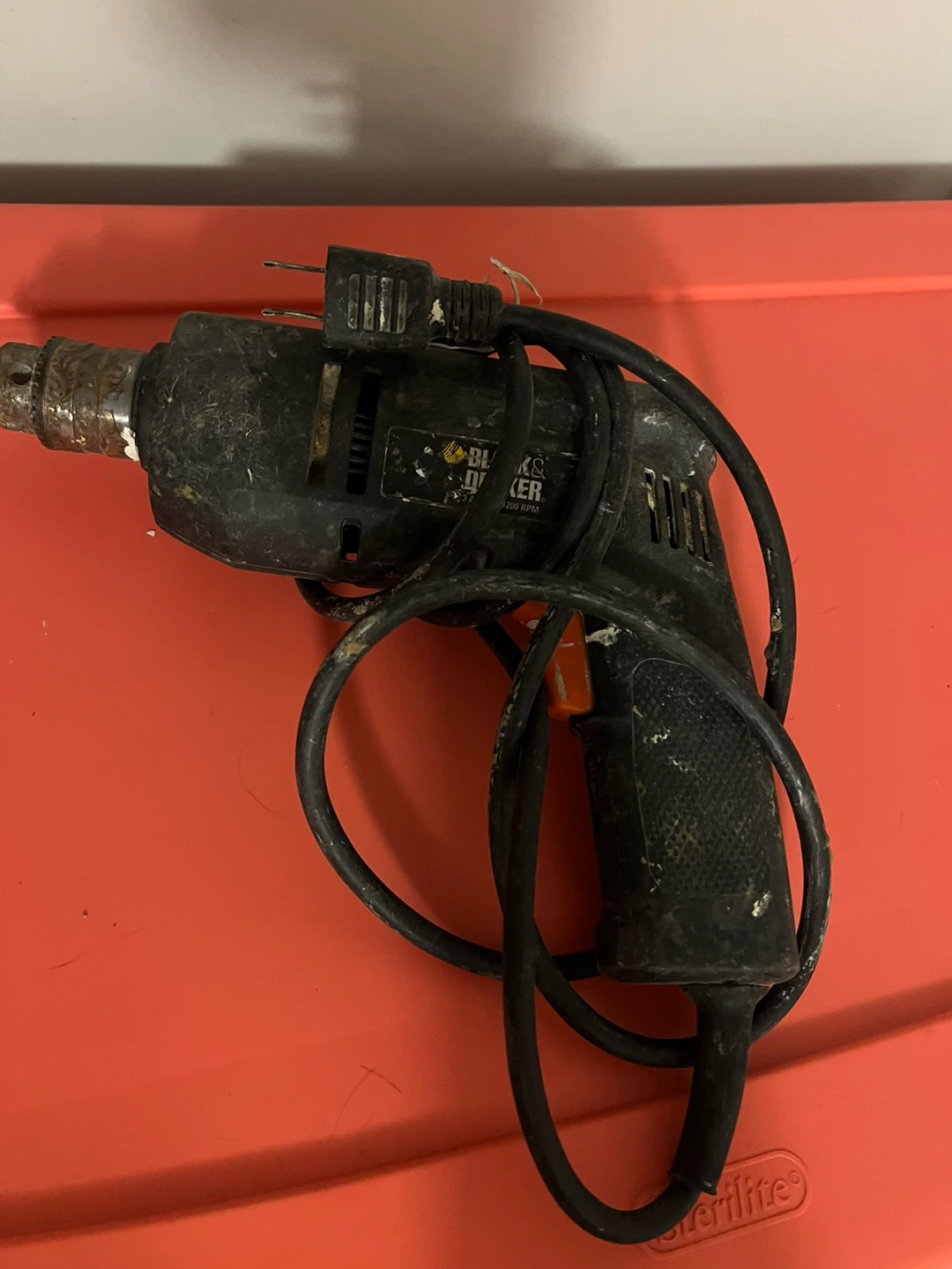 Black & Decker 1200 RPM Drill - photo 2