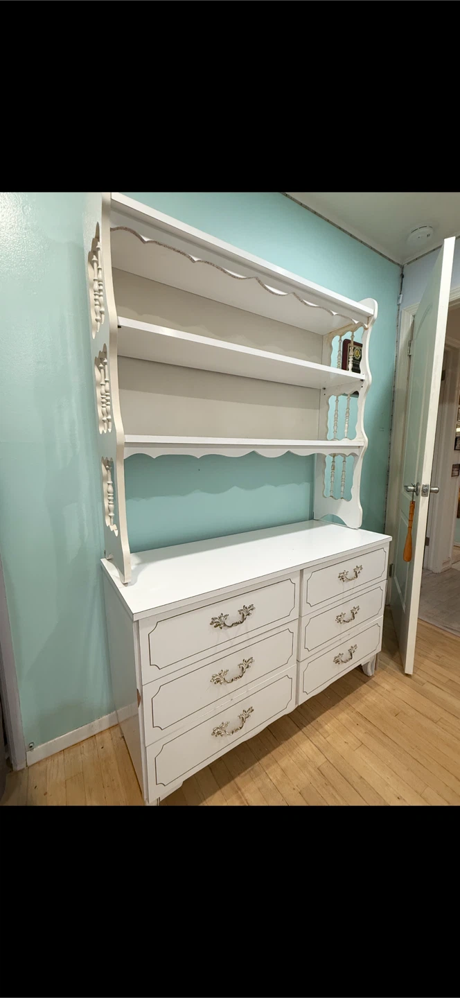 White Dresser with Hutch - photo 2