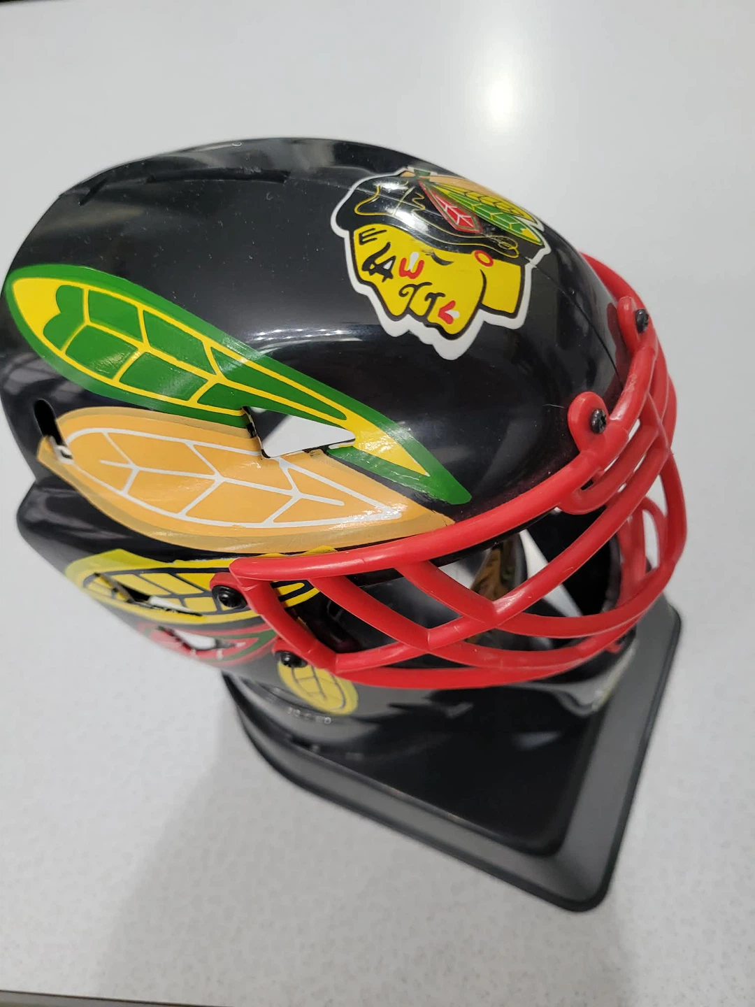 Chicago Blackhawks Hockey Goalie Mask Coin Bank
