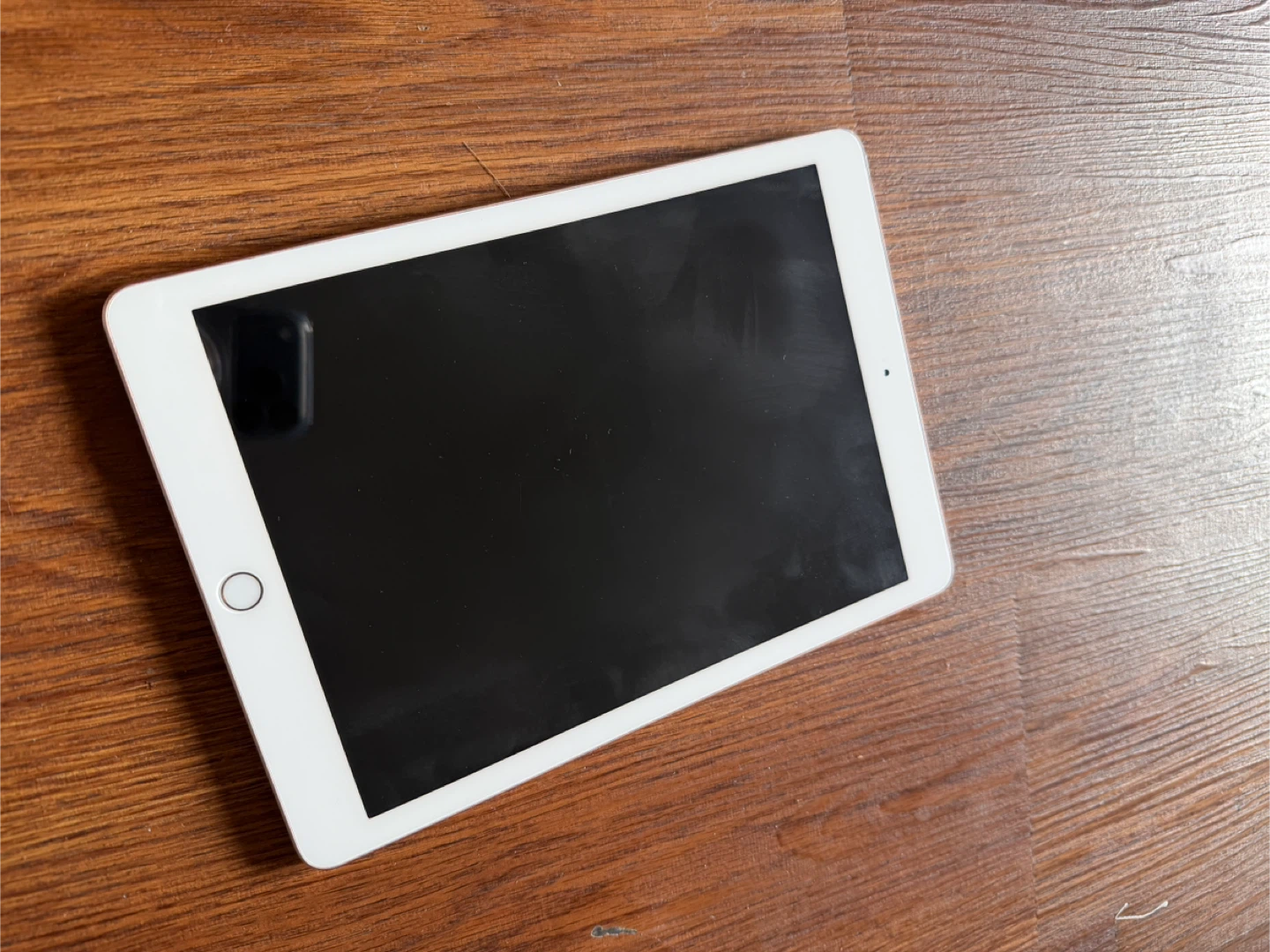 Apple iPad Rose Gold 6th gen - photo 4