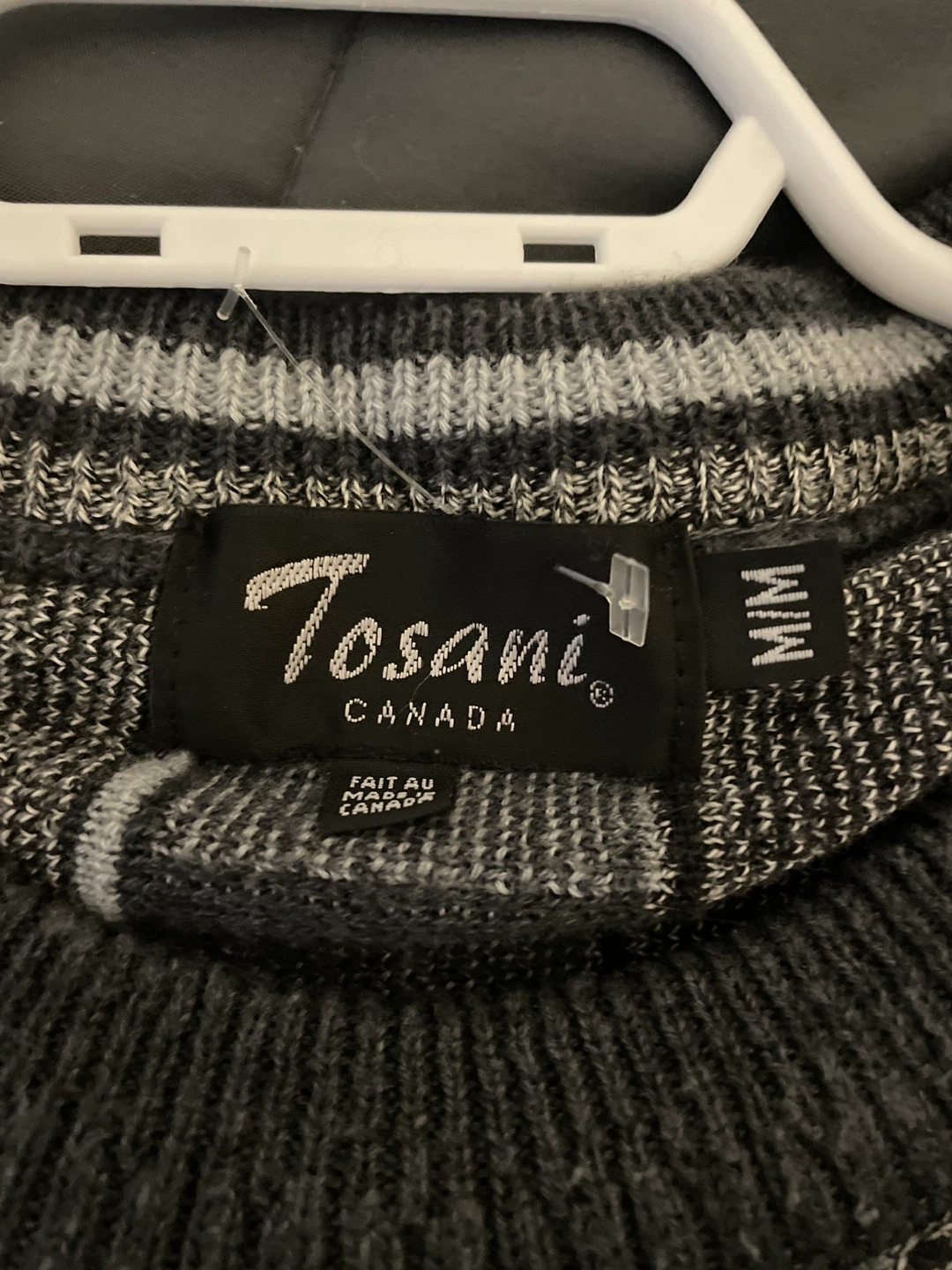 Tosani Canada Men's Knit Sweater Size M - photo 2