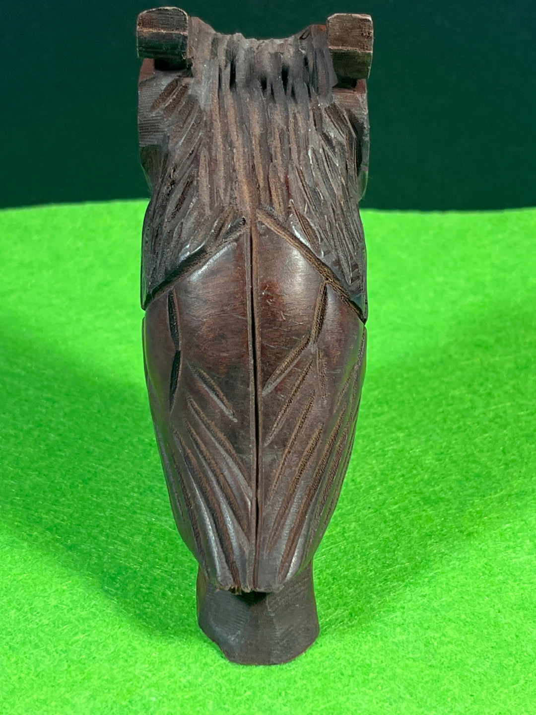 Hand-carved wooden owl figurine - photo 4