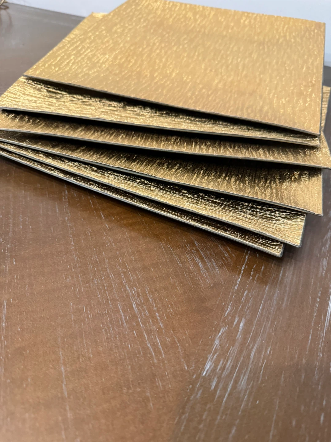 Set of  6 Gold Textured Placemats - photo 3