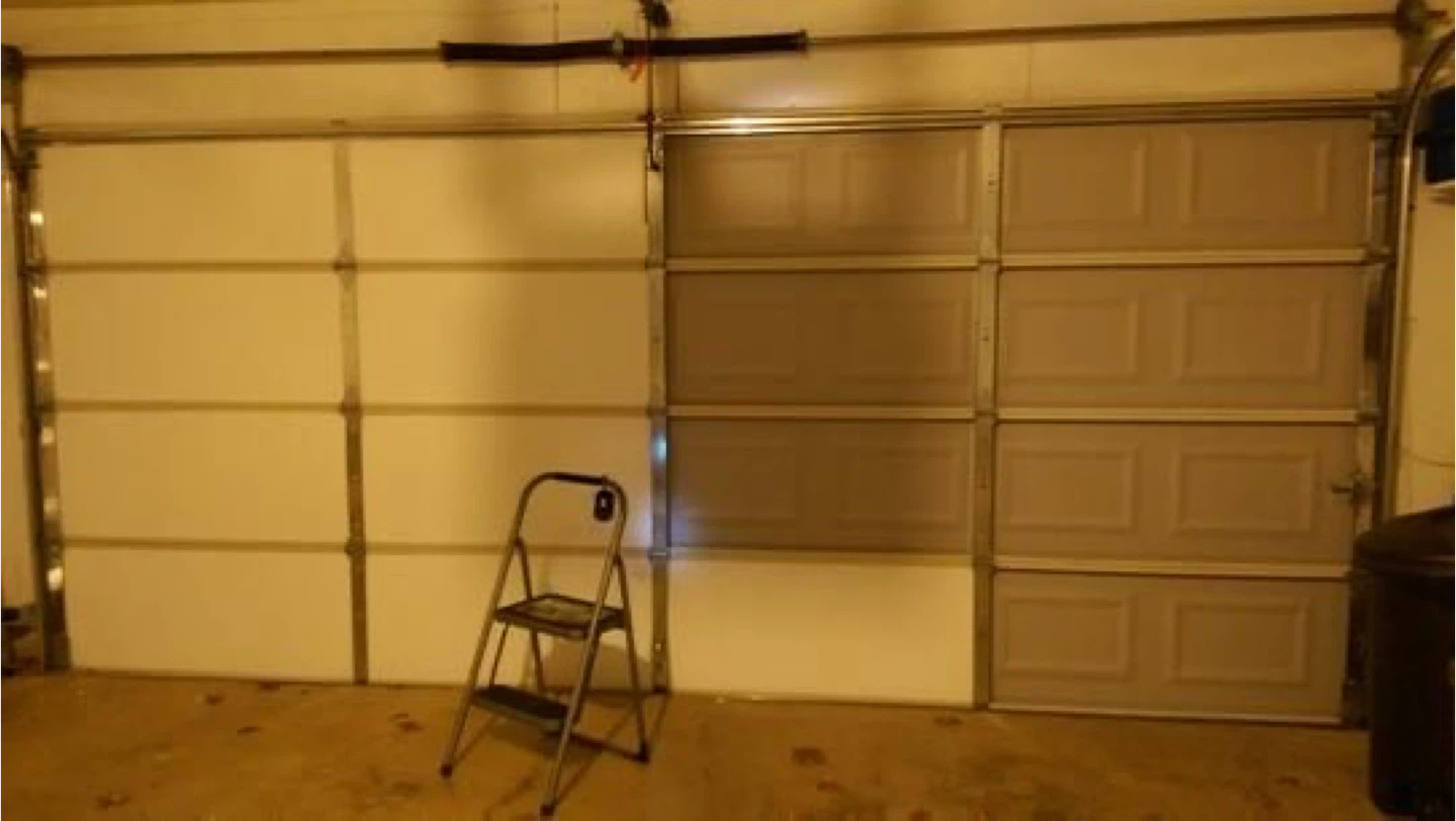 Garage door - photo 2