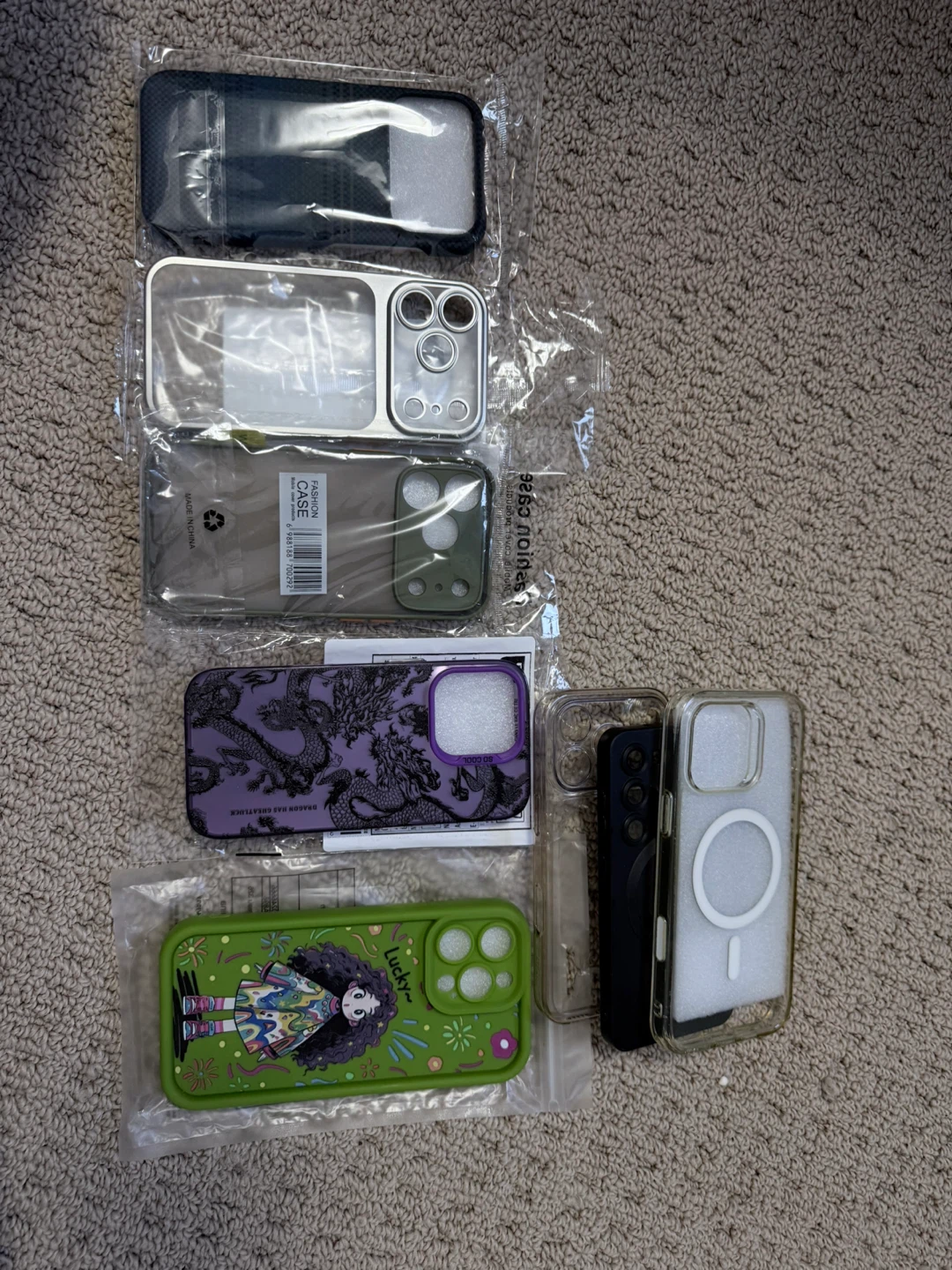Lot of 6 Phone Cases - photo 2