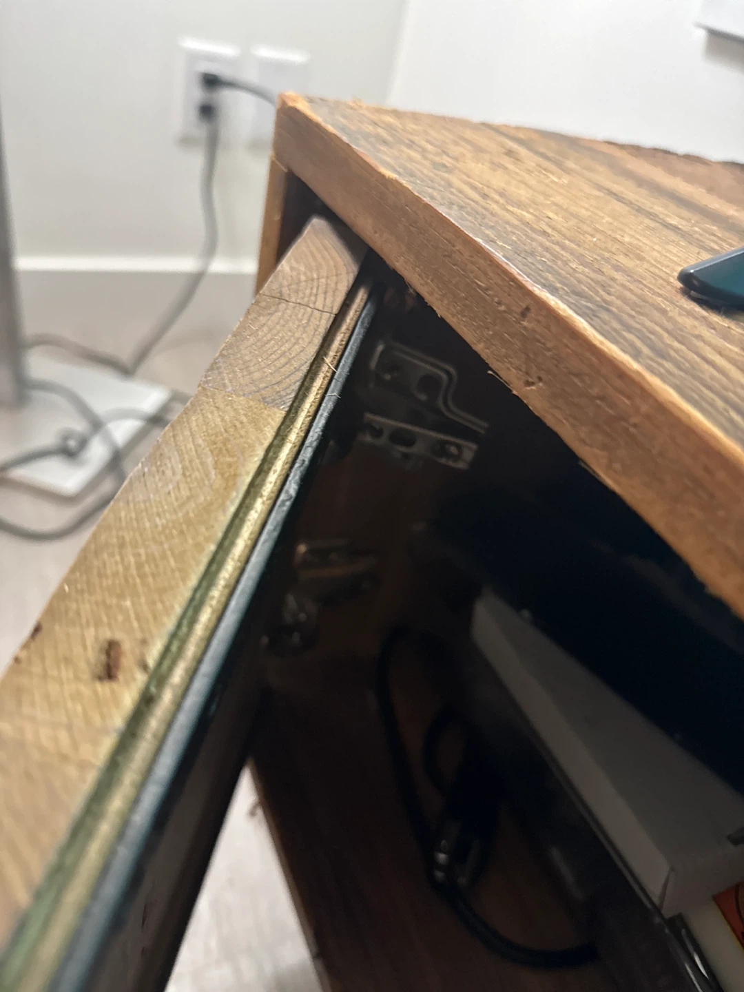 TV Stand - photo 4
