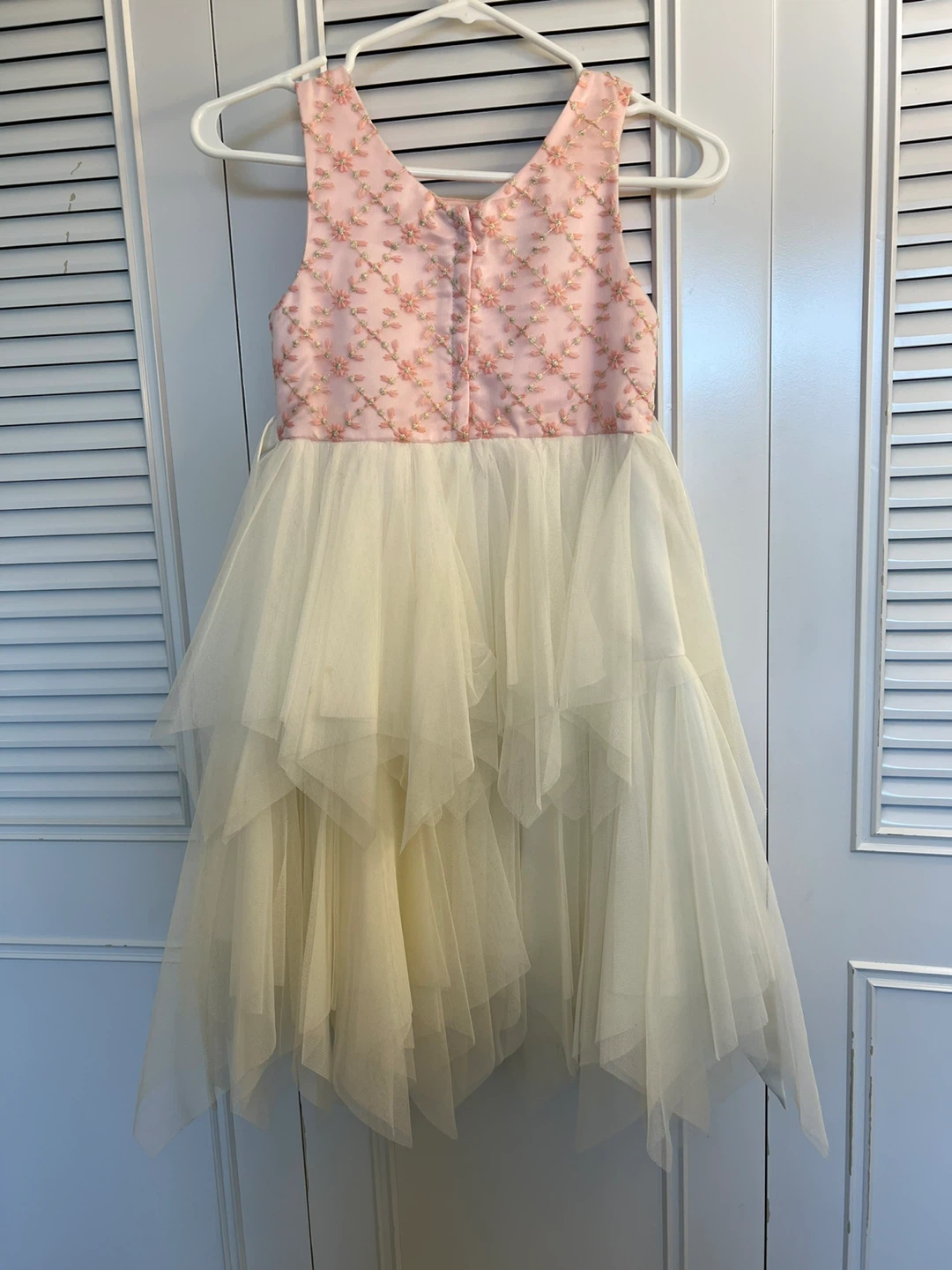 Couture Princess Dress Size 8 - photo 4