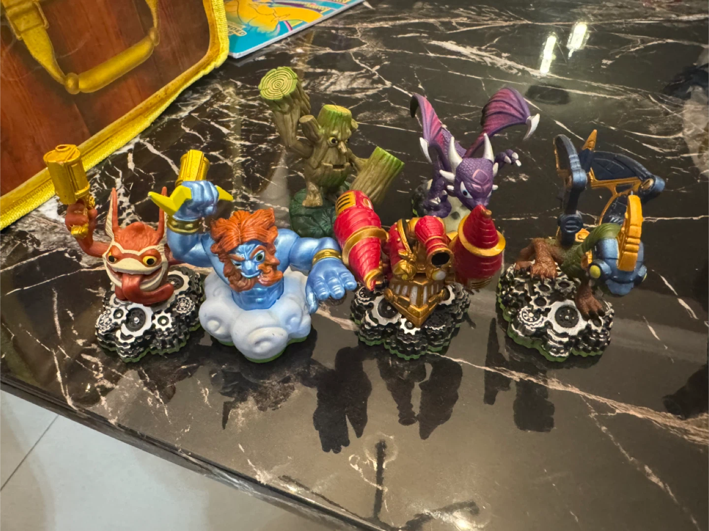 Skylanders Figures and Traps Bundle - photo 3