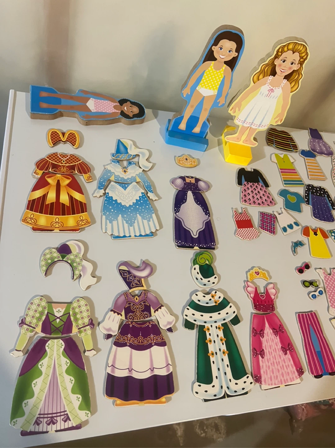 Magnetic Dress-Up Doll Set - photo 3