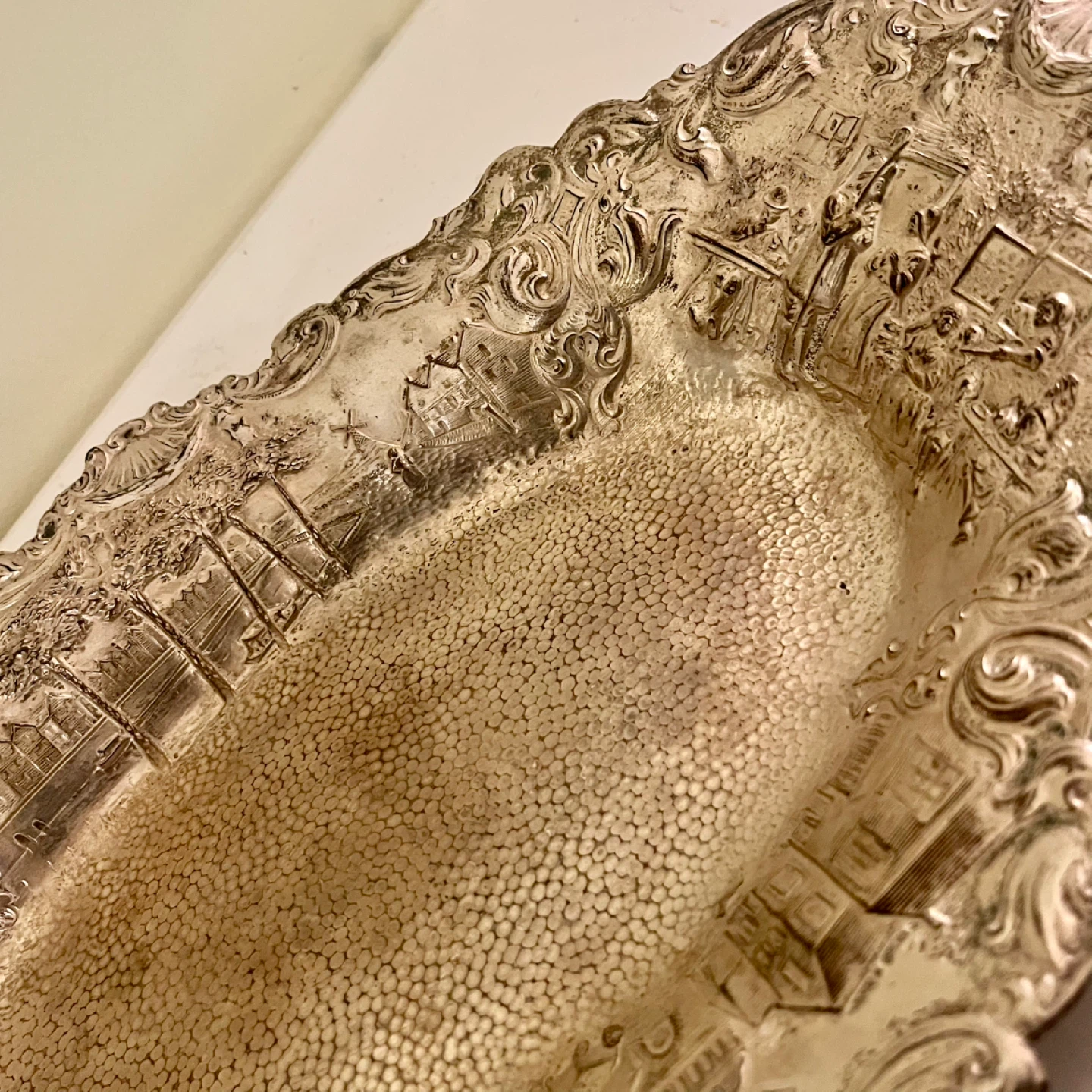 Antique Standard "S" Co of Toronto Bread Tray - photo 5