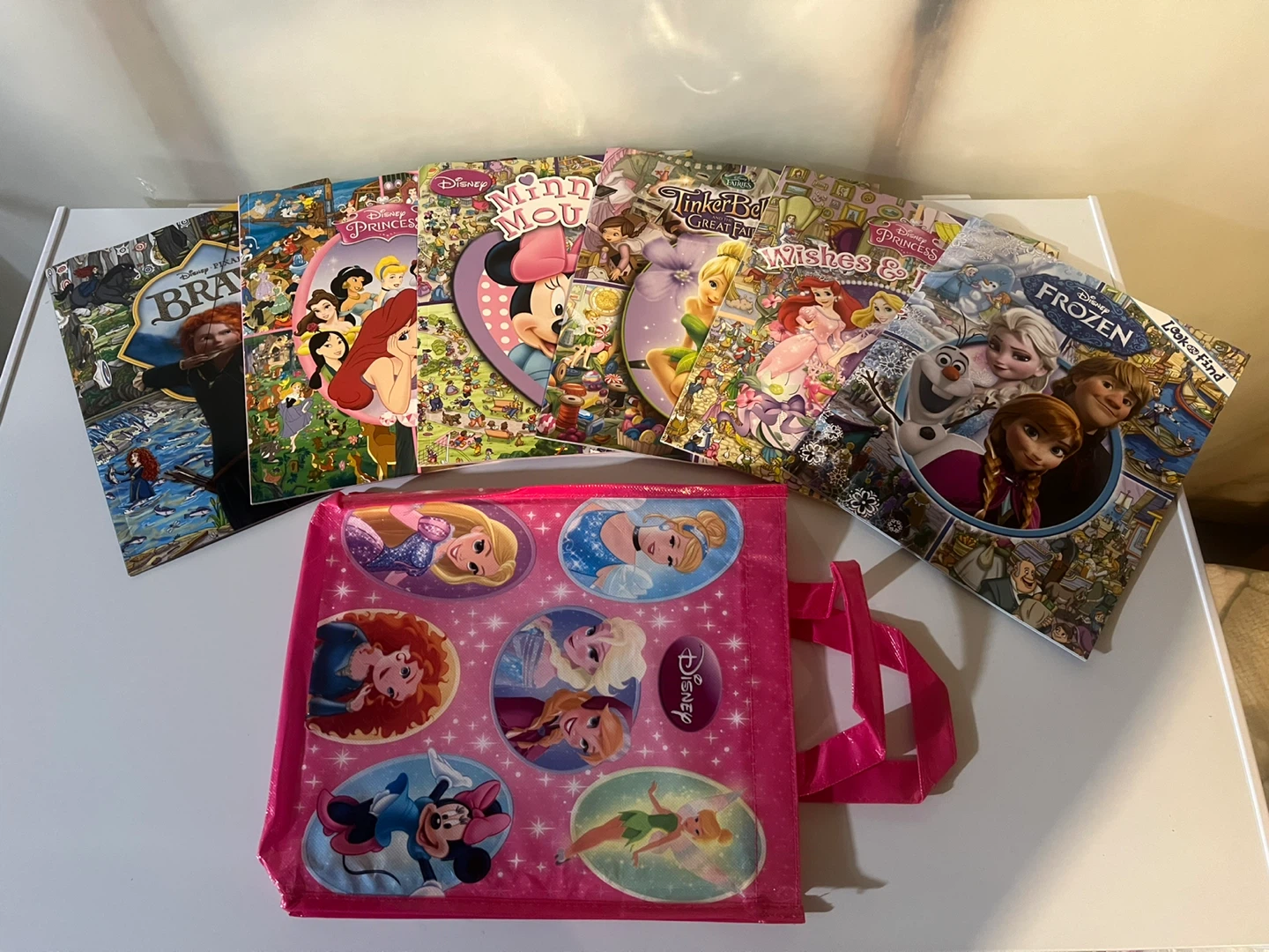 Disney Princess and Friends Look & Find Books with Tote Bag
