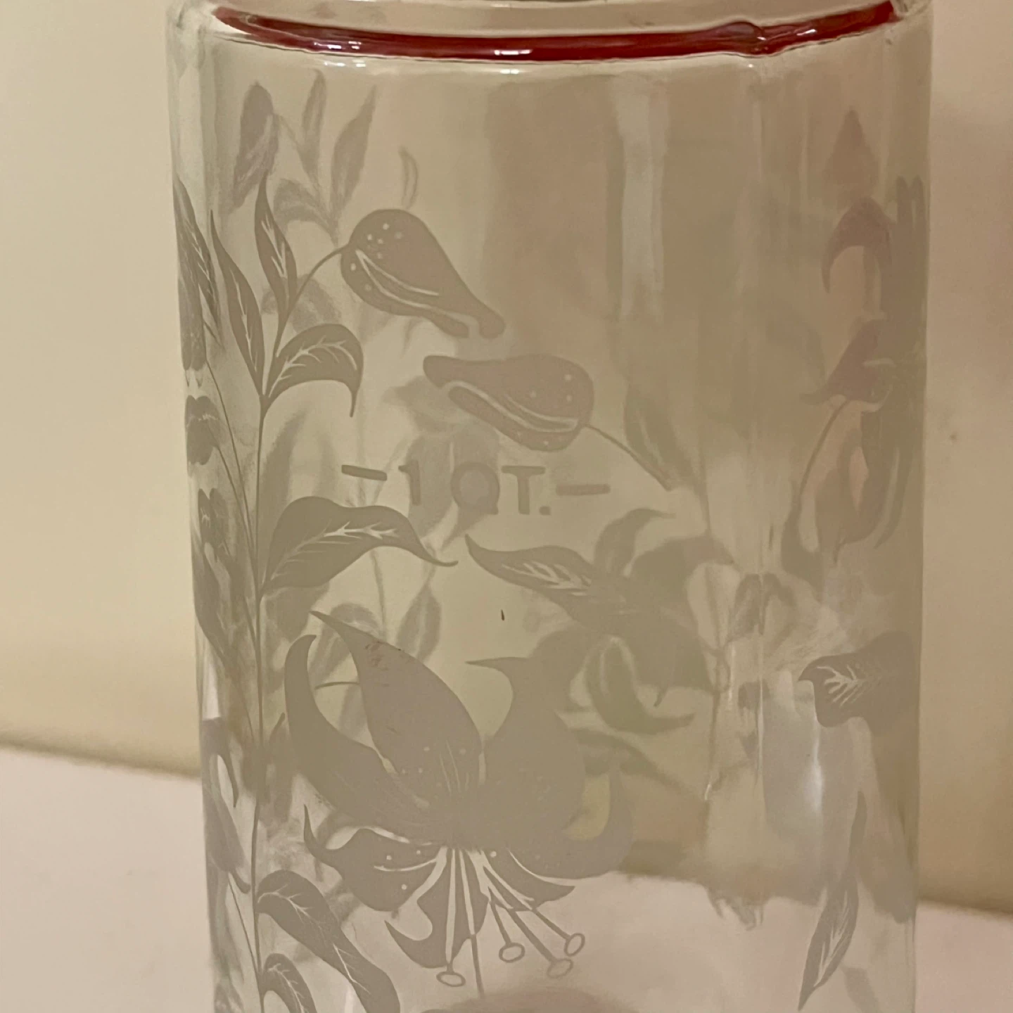 MCM Anchor Hocking Pitcher with TANG lid - photo 3