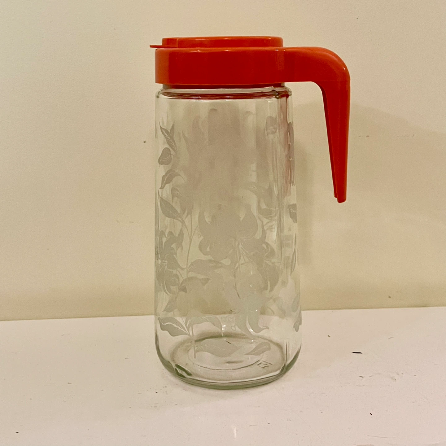MCM Anchor Hocking Pitcher with TANG lid