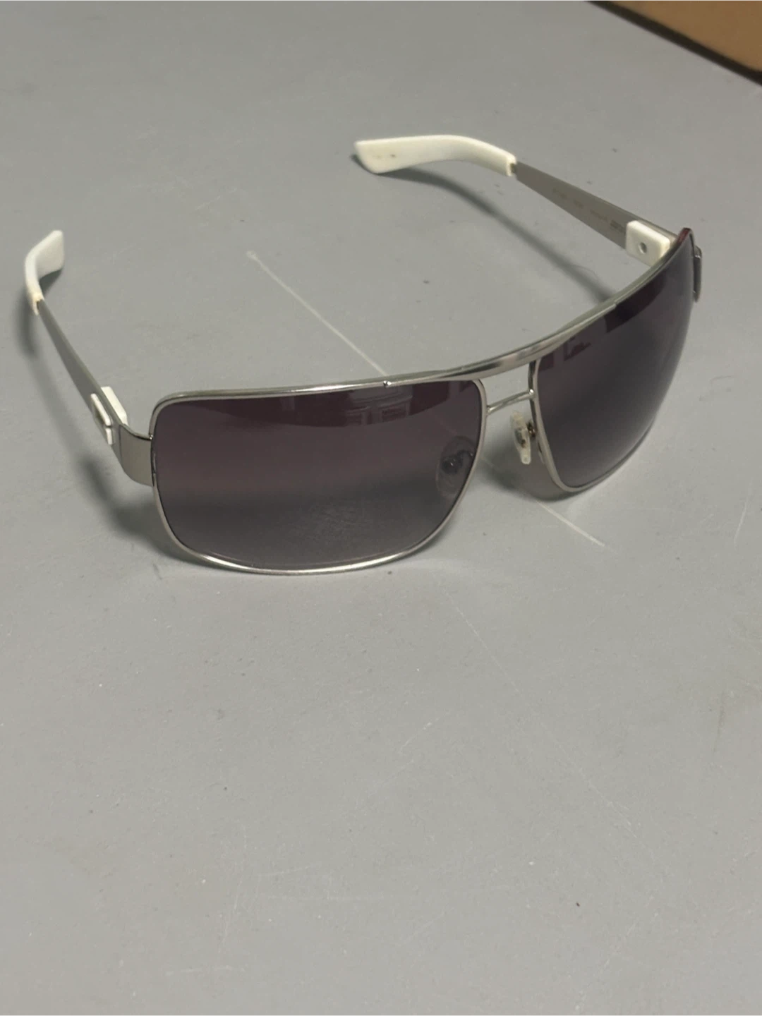 Guess Sunglasses - photo 2