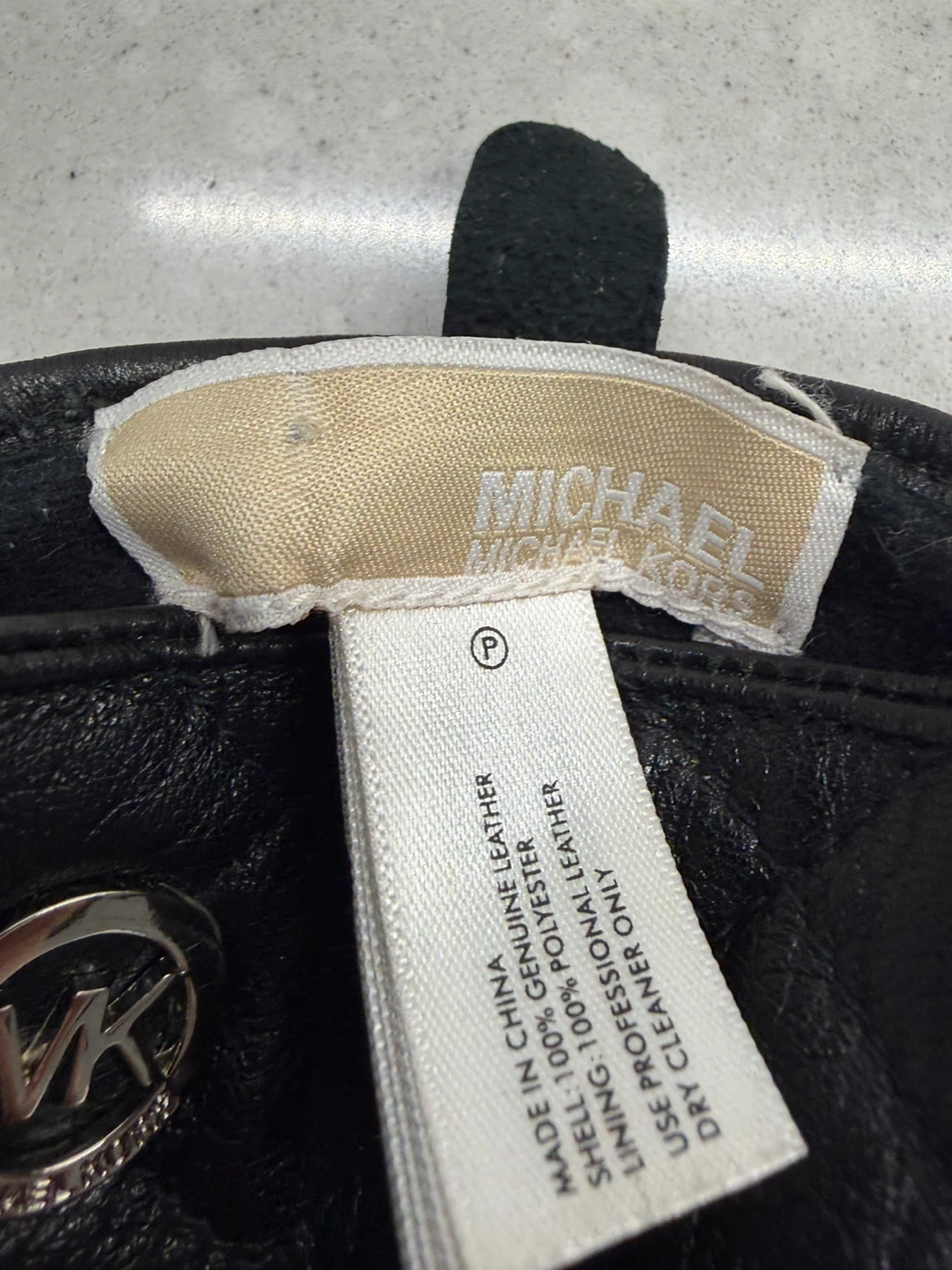Michael Kors Quilted Leather Gloves XL - photo 3