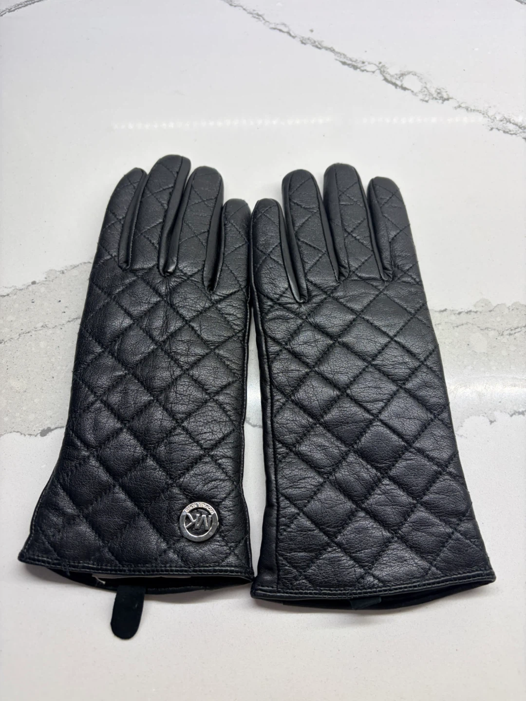 Michael Kors Quilted Leather Gloves XL