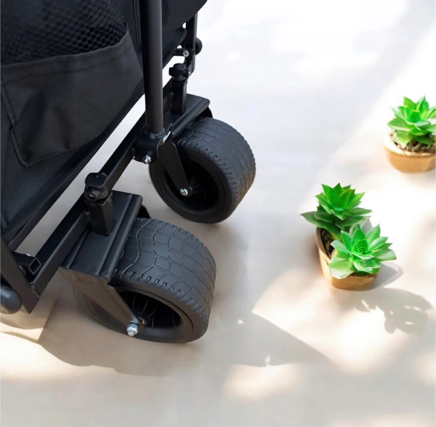 Shopping wagon (Black Folding Outdoor Wagon) - photo 3