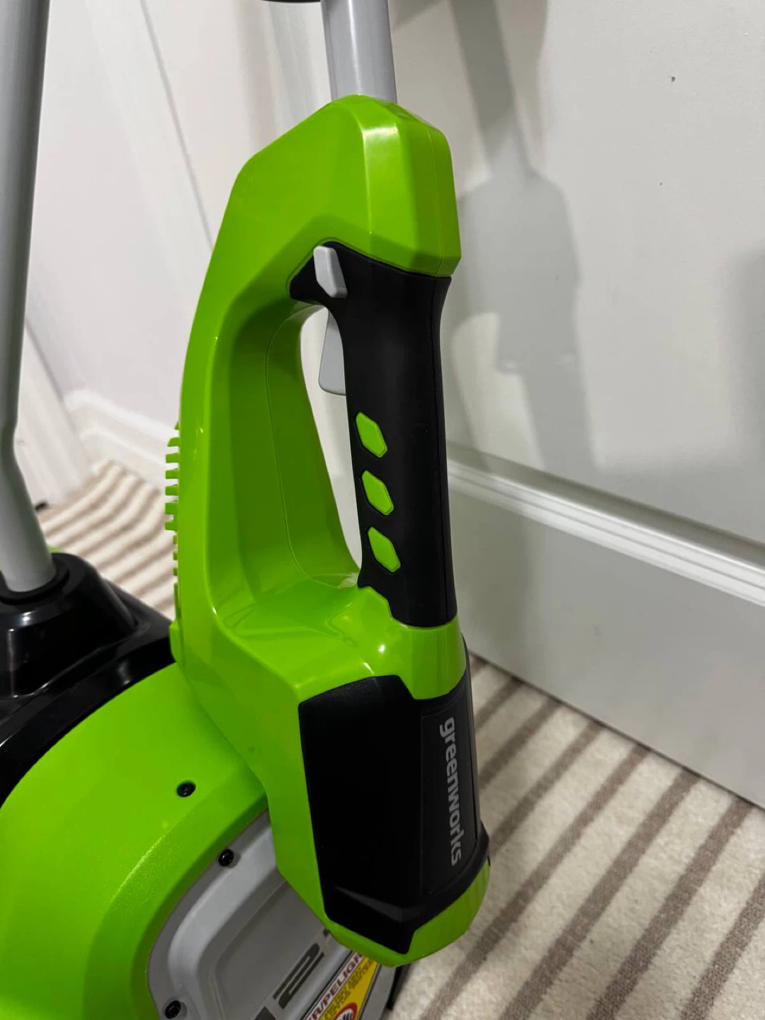 Greenworks 40V 12” Brushless Snow Shovel – Open Box ❄️ - photo 2