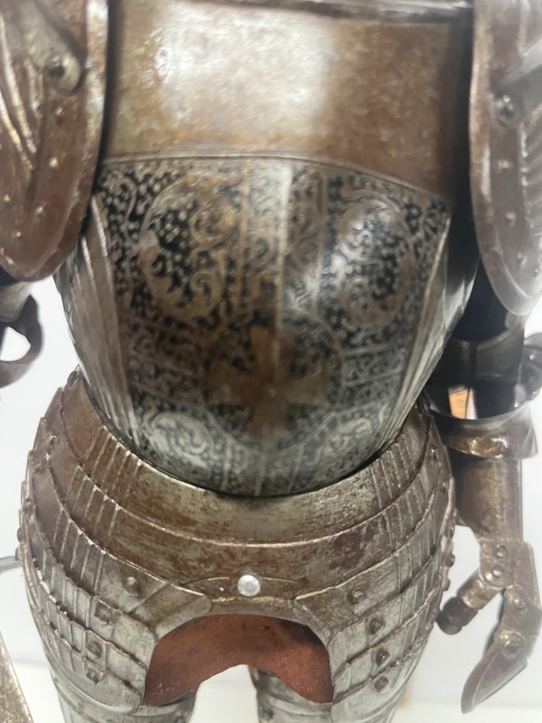 19 Century Knight Suit of Armor Figurine with Sword - photo 4