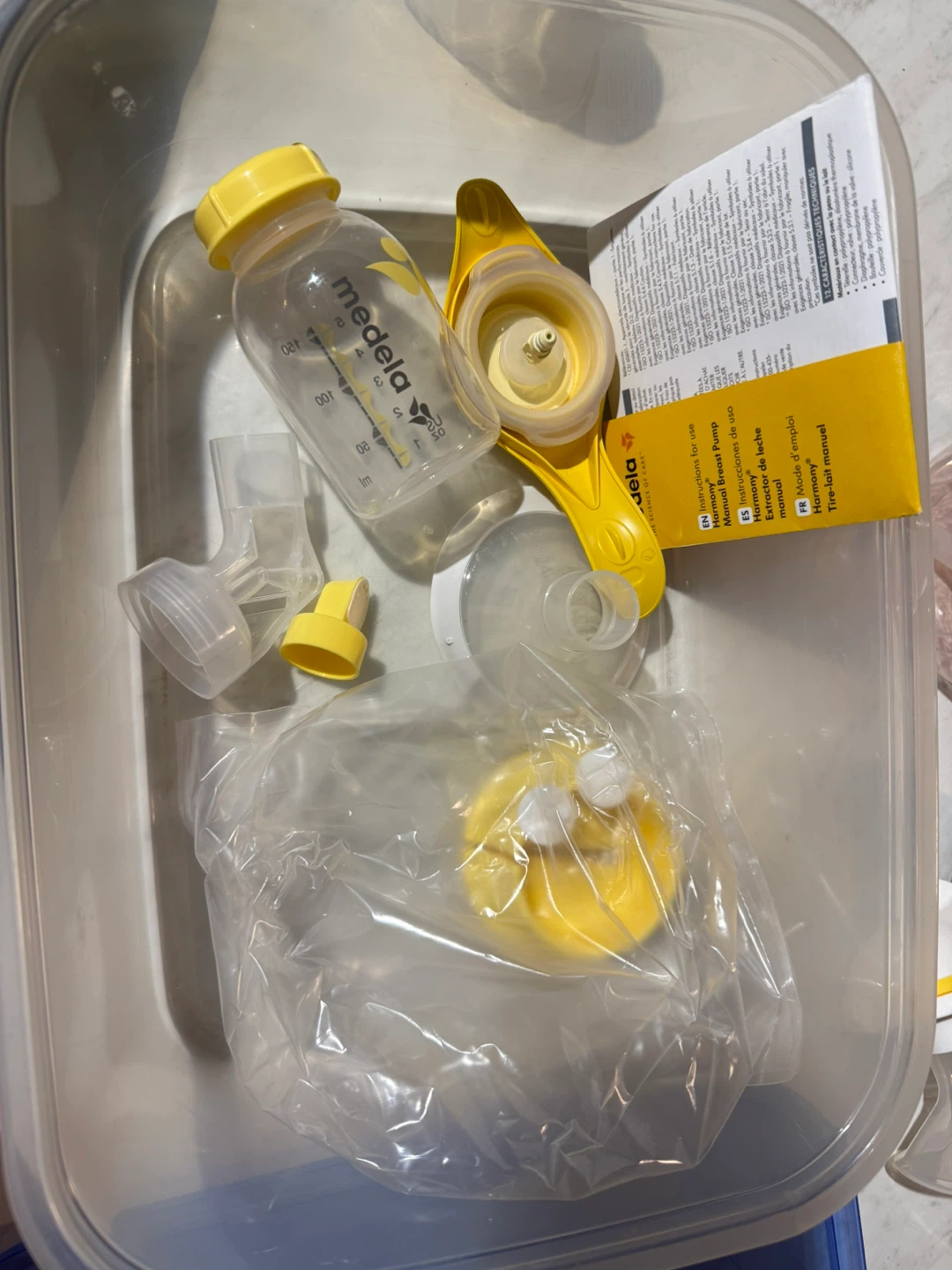 Medela Harmony Manual Breast Pump - photo 2
