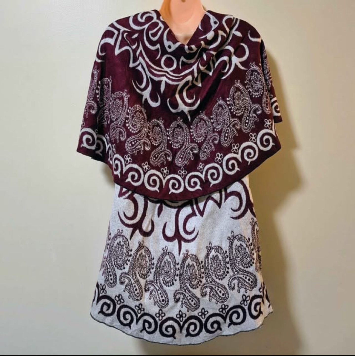 Double sided Paisley Print Shawl Wrap S/M - photo 2