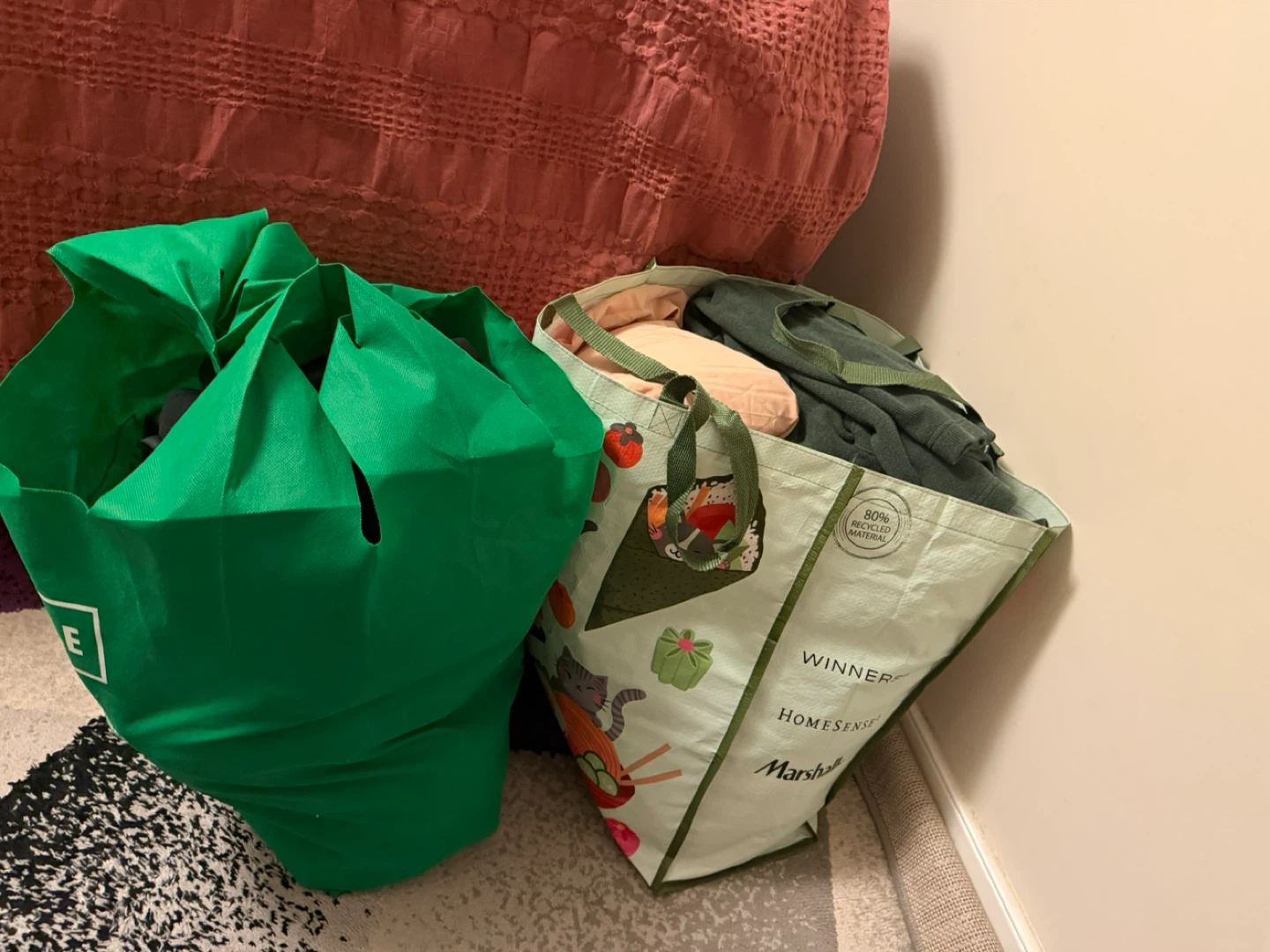 I’m getting rid of some of my clothes - photo 2