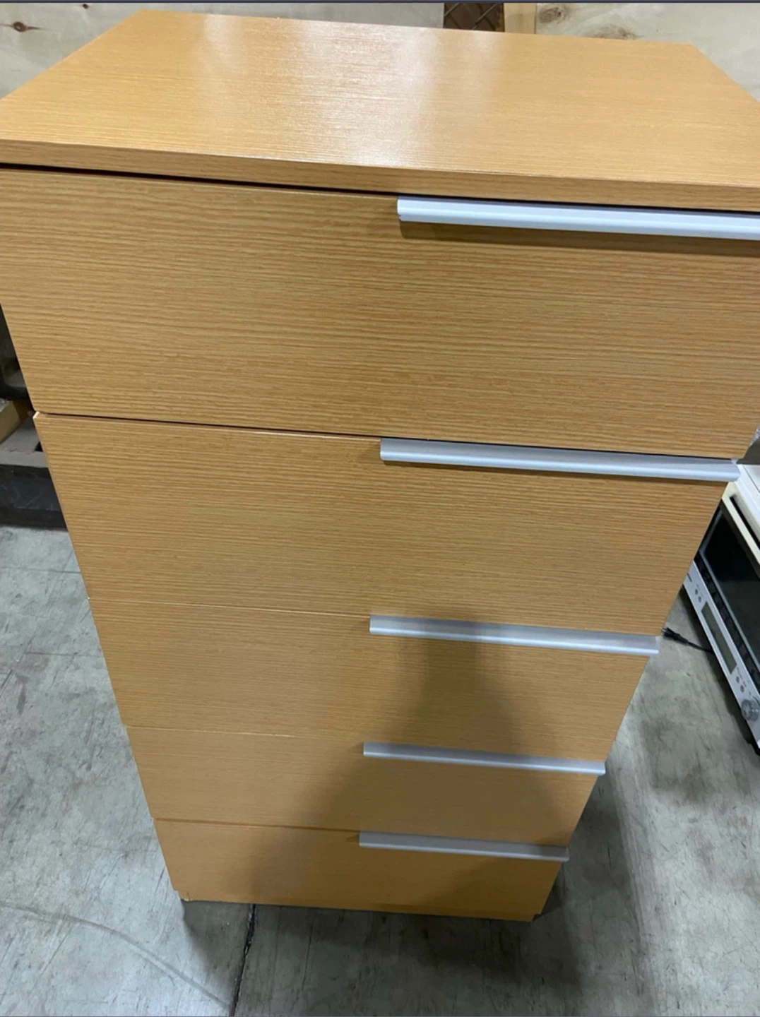 Move out sale !!! Wooden Dresser with 5 Drawers - photo 2