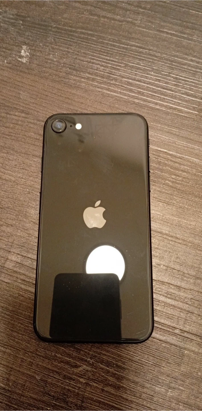 iPhone SE with OtterBox Case (Unlocked) - photo 5