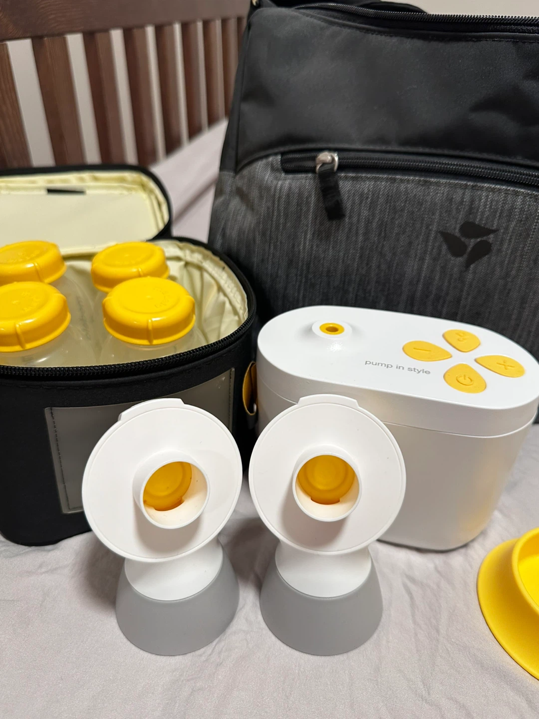 Medela Pump in Style Advanced Double Electric Breast Pump - photo 2