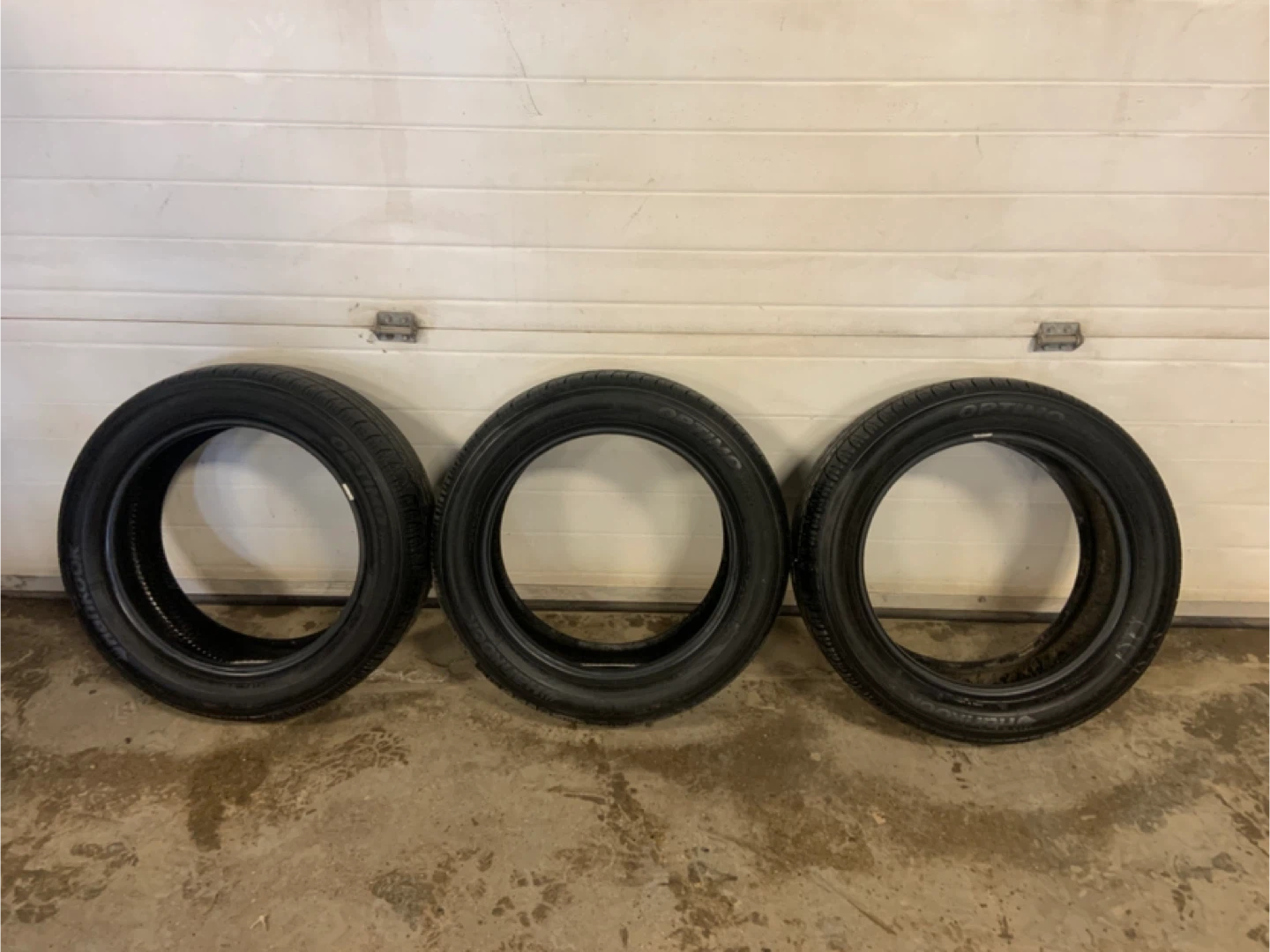 215/55R17 93V Set of 3 Hankook OPTIMO Tires