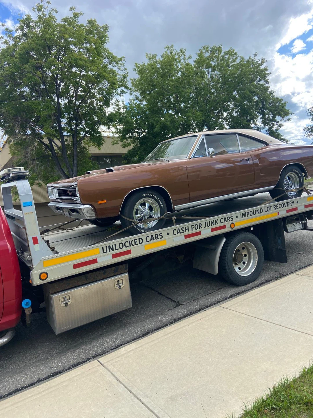 Cash for junk car call us 403-903-4407 - photo 2