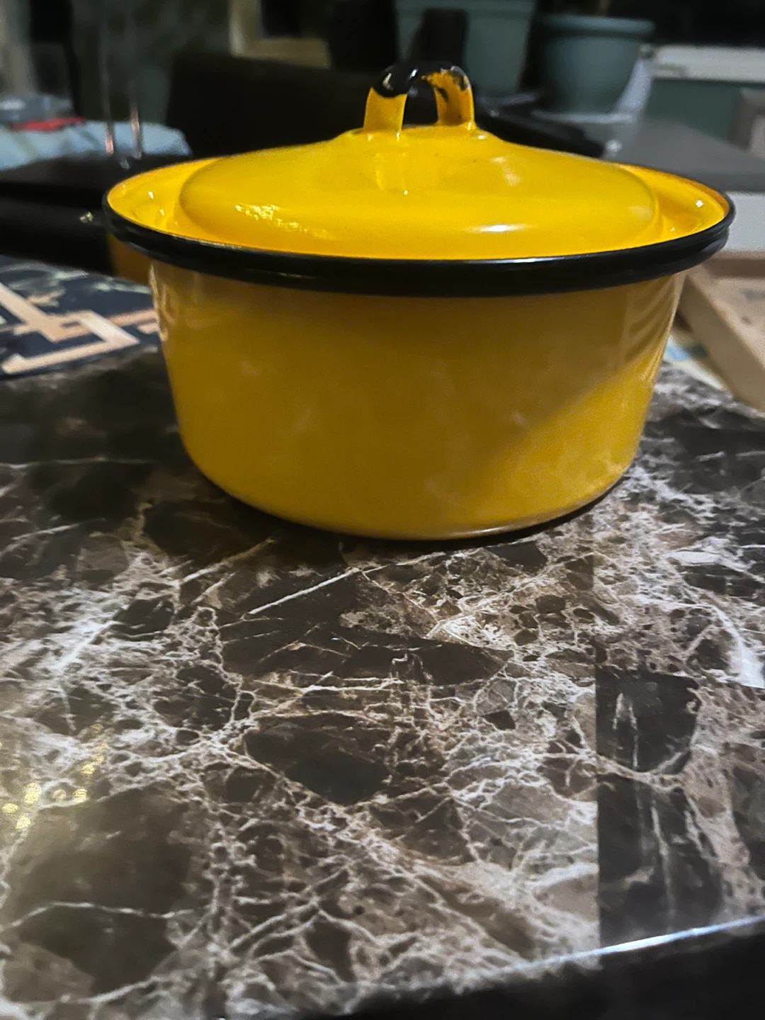 Yellow Enamel Pot with Lid - photo 2