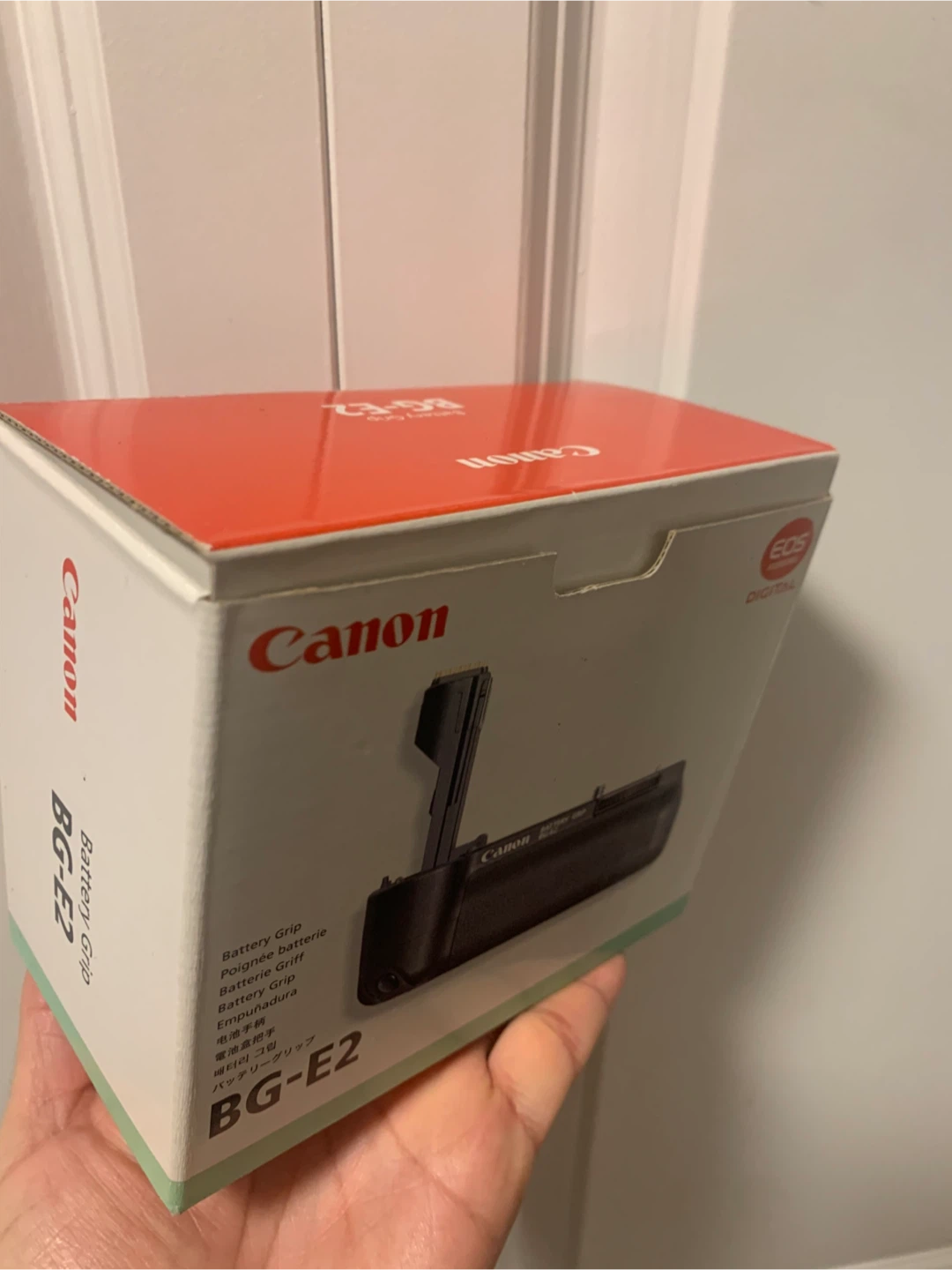 Canon BG-E2 Battery Grip for EOS Digital Cameras - photo 2