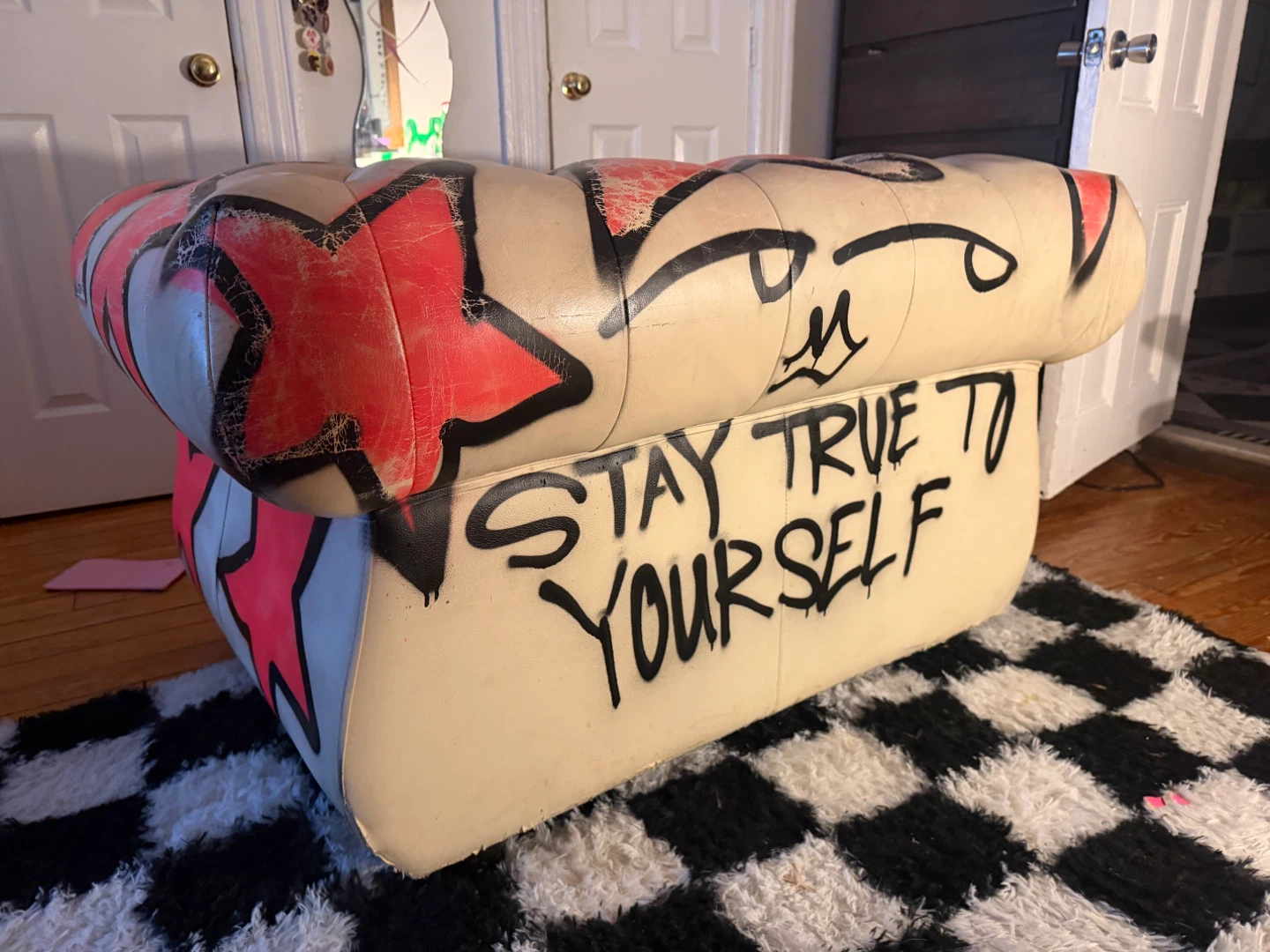 Custom Leather Graffiti Armchair - photo 2