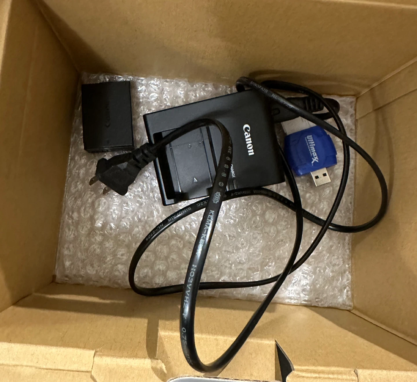 Canon EOS 4000D EF-S 18-55mm III Kit Digital Camera - photo 5