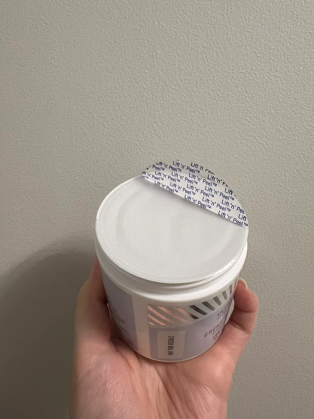 (UNOPENED) First Aid Beauty Ultra Repair Cream - photo 2