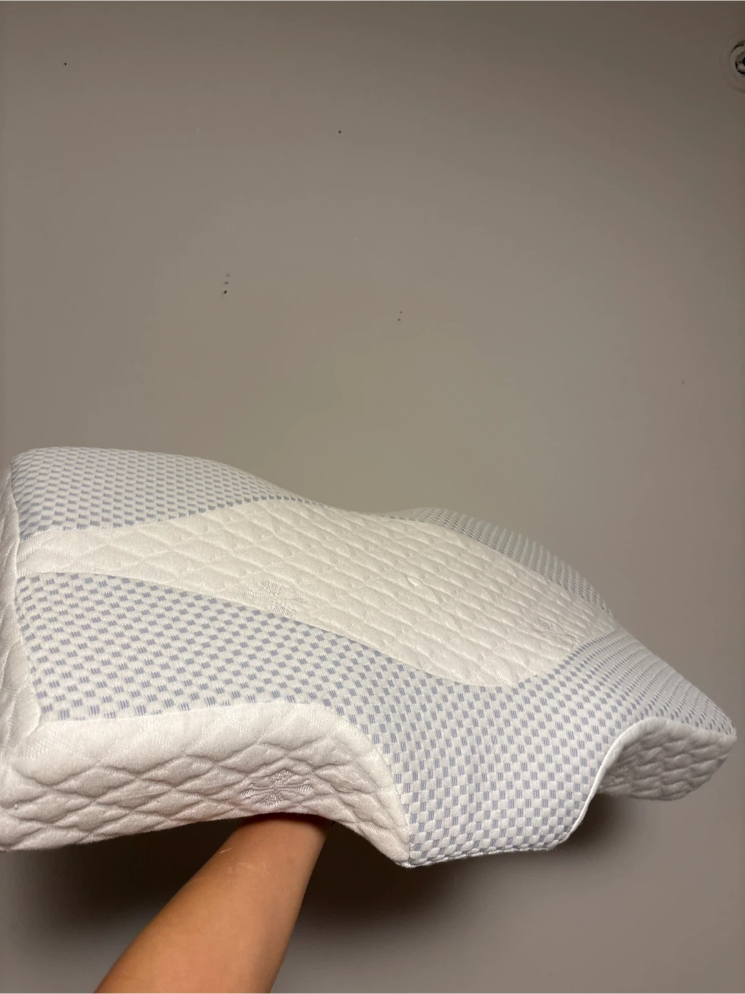 Ergonomic Contour Orthopedic Memory Foam Pillow