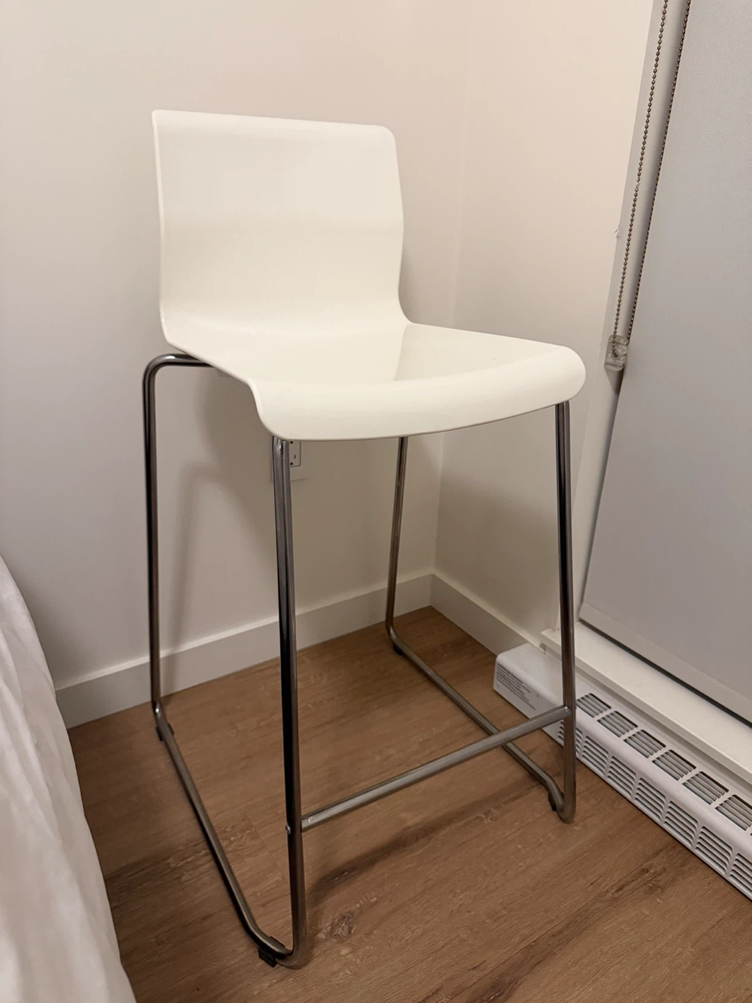 IKEA bar stools - $80 for a set of 2!!! - photo 3
