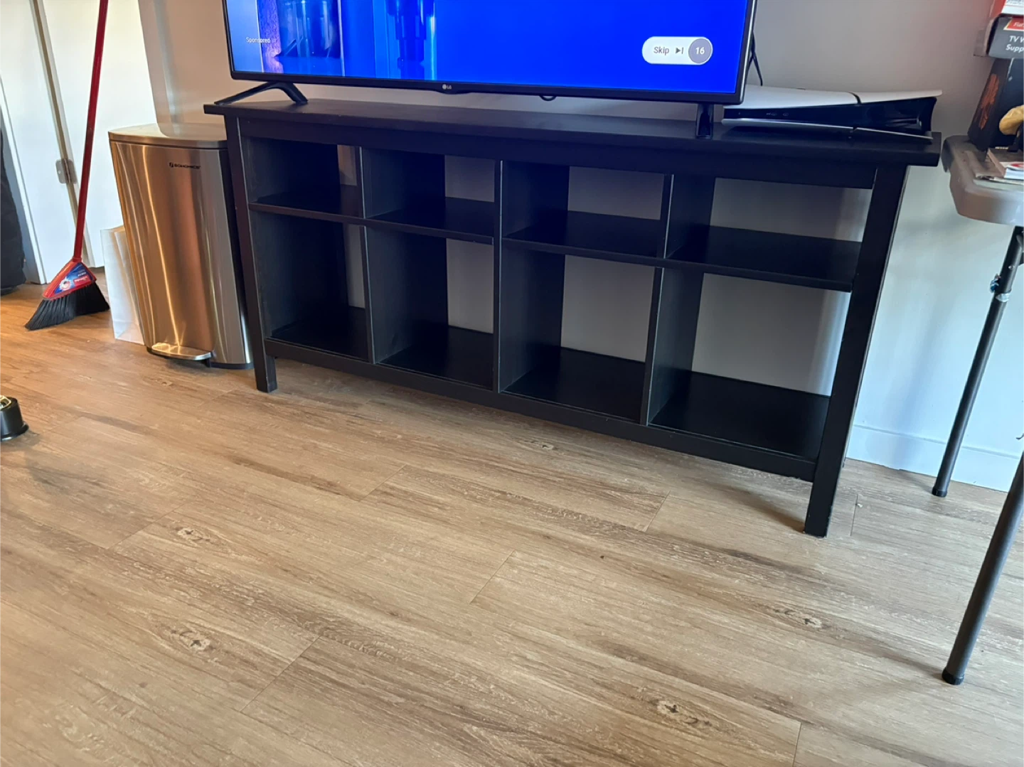 Black Entertainment Unit - $50 OBO