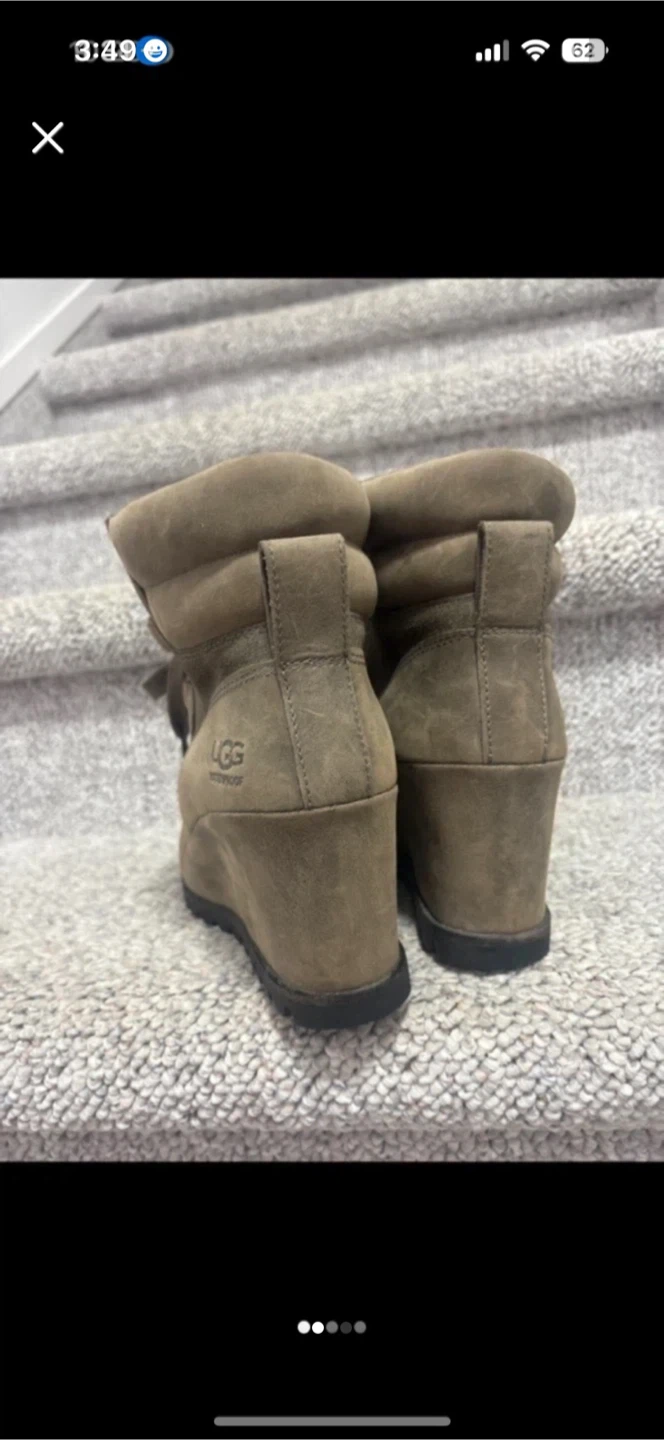 Ugg Women's Wedge Lace-Up Boots Taupe