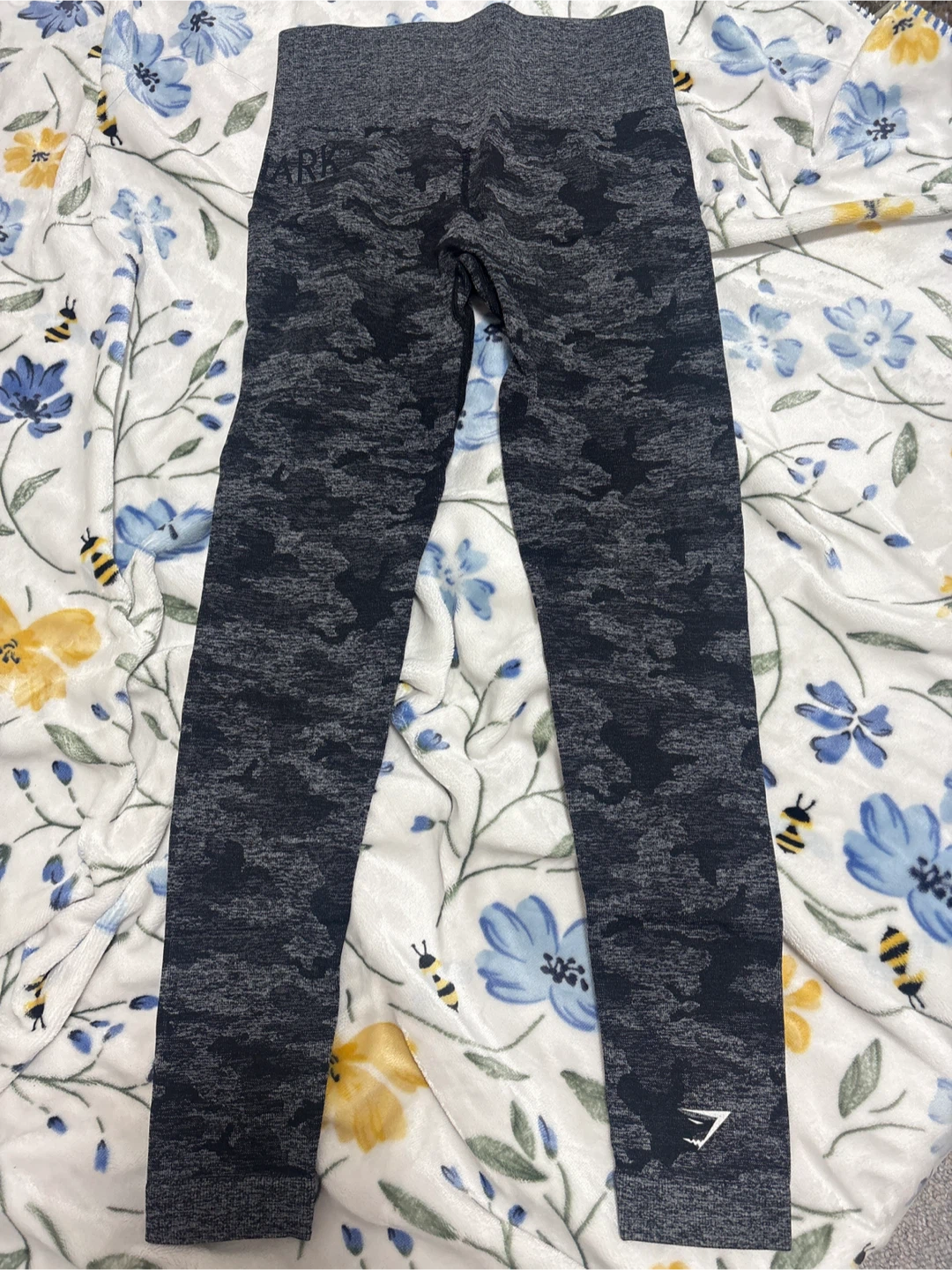 Gymshark Camo Seamless Leggings - photo 2