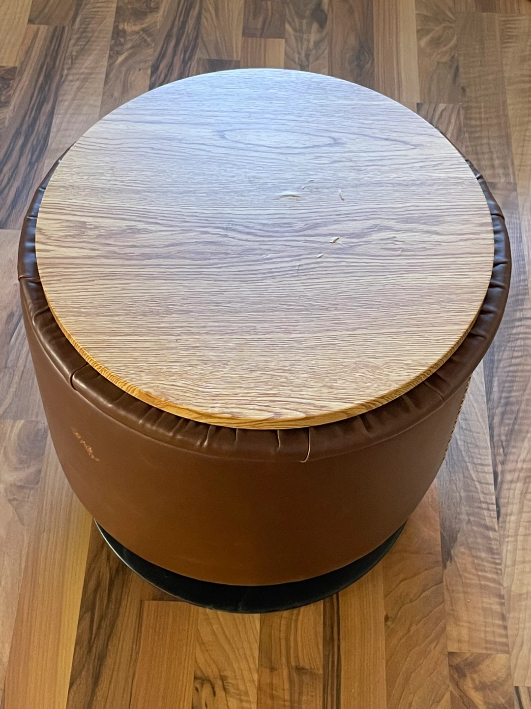 Round Storage Ottoman - Brown Faux Leather - photo 4